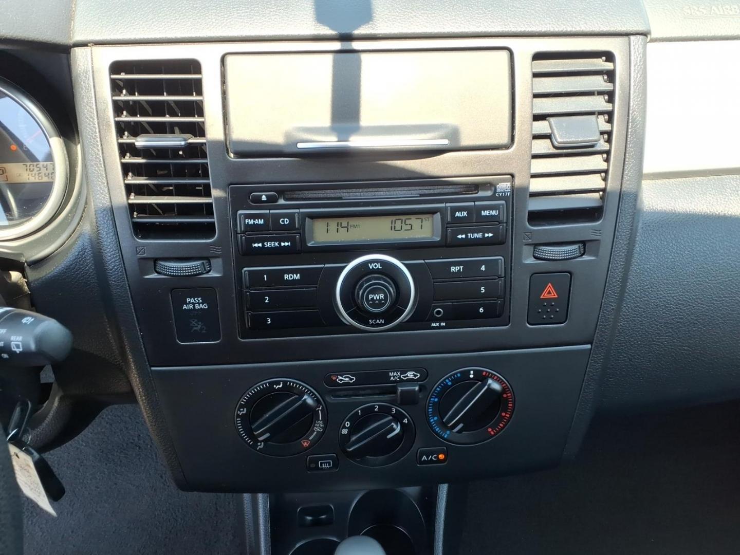 2012 Blue Nissan Versa 1.8 S (3N1BC1CPXCK) with an 1.8L 1.8L I4 122hp 127ft. lbs. Sequential-Port F.I. engine, 4-Speed Automatic transmission, located at 50 Eastern Blvd., Essex, MD, 21221, (410) 686-3444, 39.304367, -76.484947 - Photo#17
