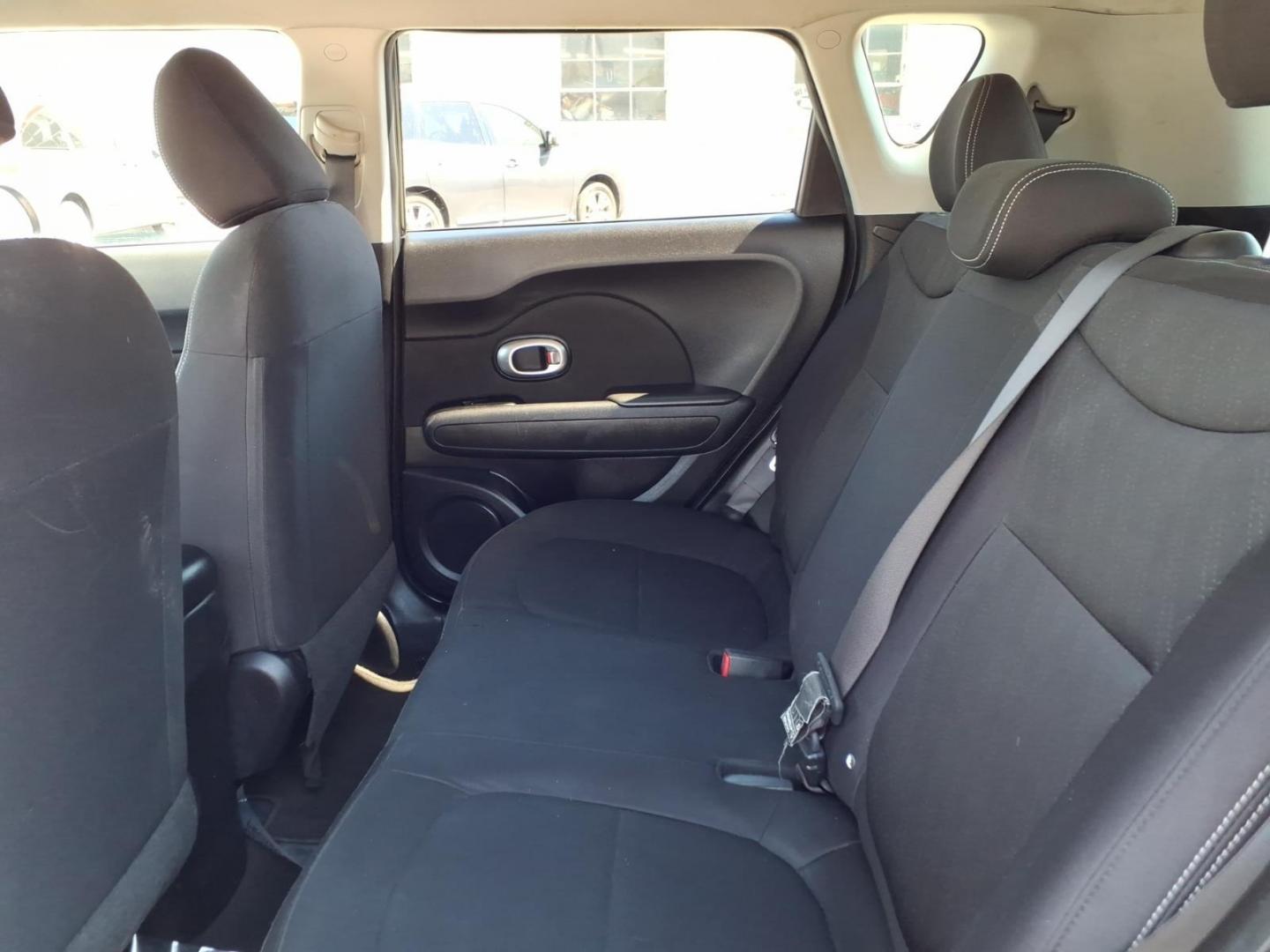 2015 Black Kia Soul Base (KNDJN2A29F7) with an 1.6L 1.6L I4 130hp 118ft. lbs. Fuel Injected engine, 6-Speed Shiftable Automatic transmission, located at 50 Eastern Blvd., Essex, MD, 21221, (410) 686-3444, 39.304367, -76.484947 - Photo#11