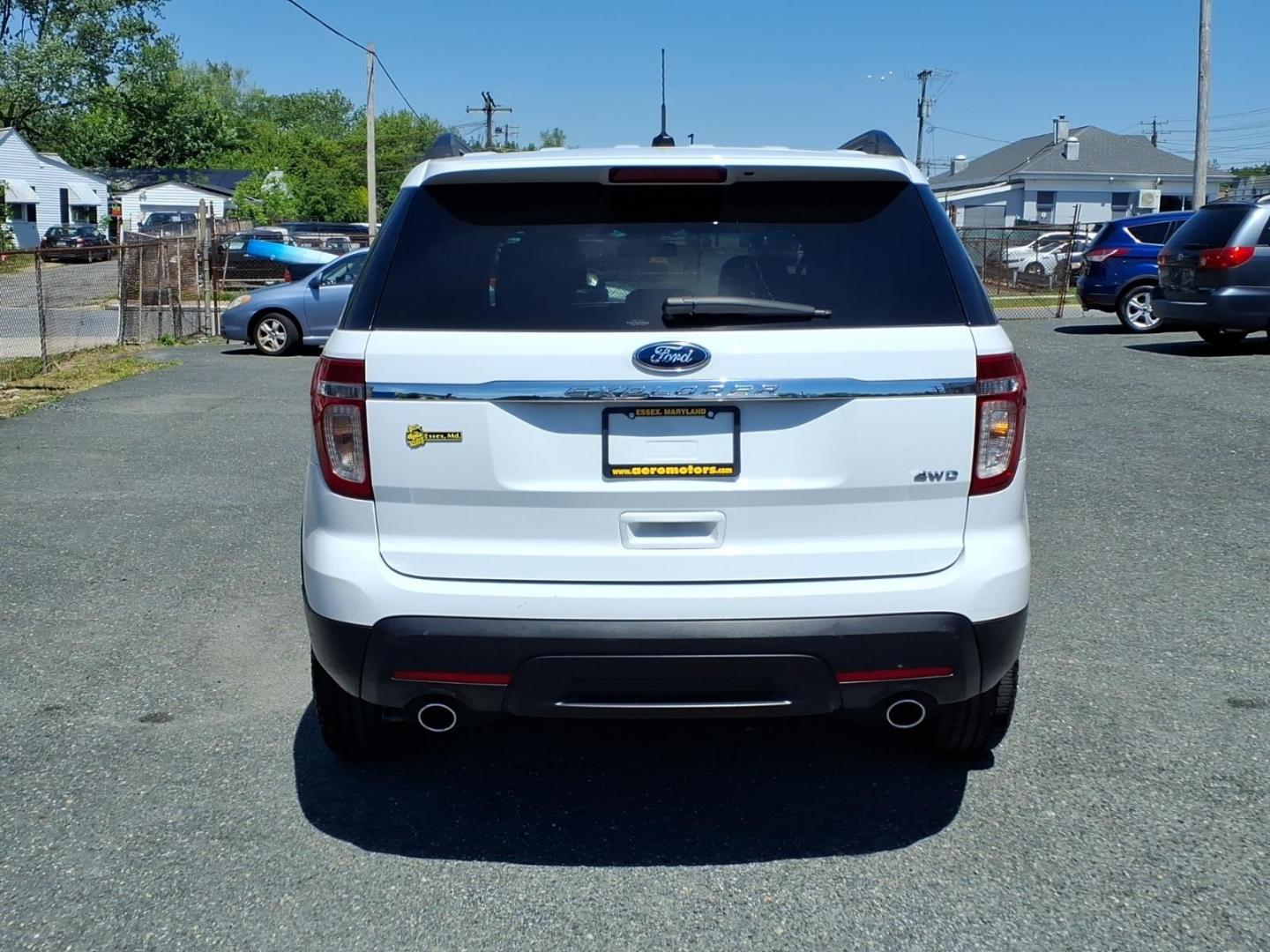 2013 Oxford White Ford Explorer Base (1FM5K8B86DG) with an 3.5L 6 Cylinder Sequential-Port F.I. engine, Automatic transmission, located at 50 Eastern Blvd., Essex, MD, 21221, (410) 686-3444, 39.304367, -76.484947 - Photo#4