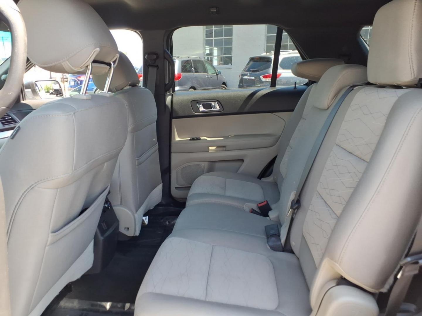 2013 Oxford White Ford Explorer Base (1FM5K8B86DG) with an 3.5L 6 Cylinder Sequential-Port F.I. engine, Automatic transmission, located at 50 Eastern Blvd., Essex, MD, 21221, (410) 686-3444, 39.304367, -76.484947 - Photo#12