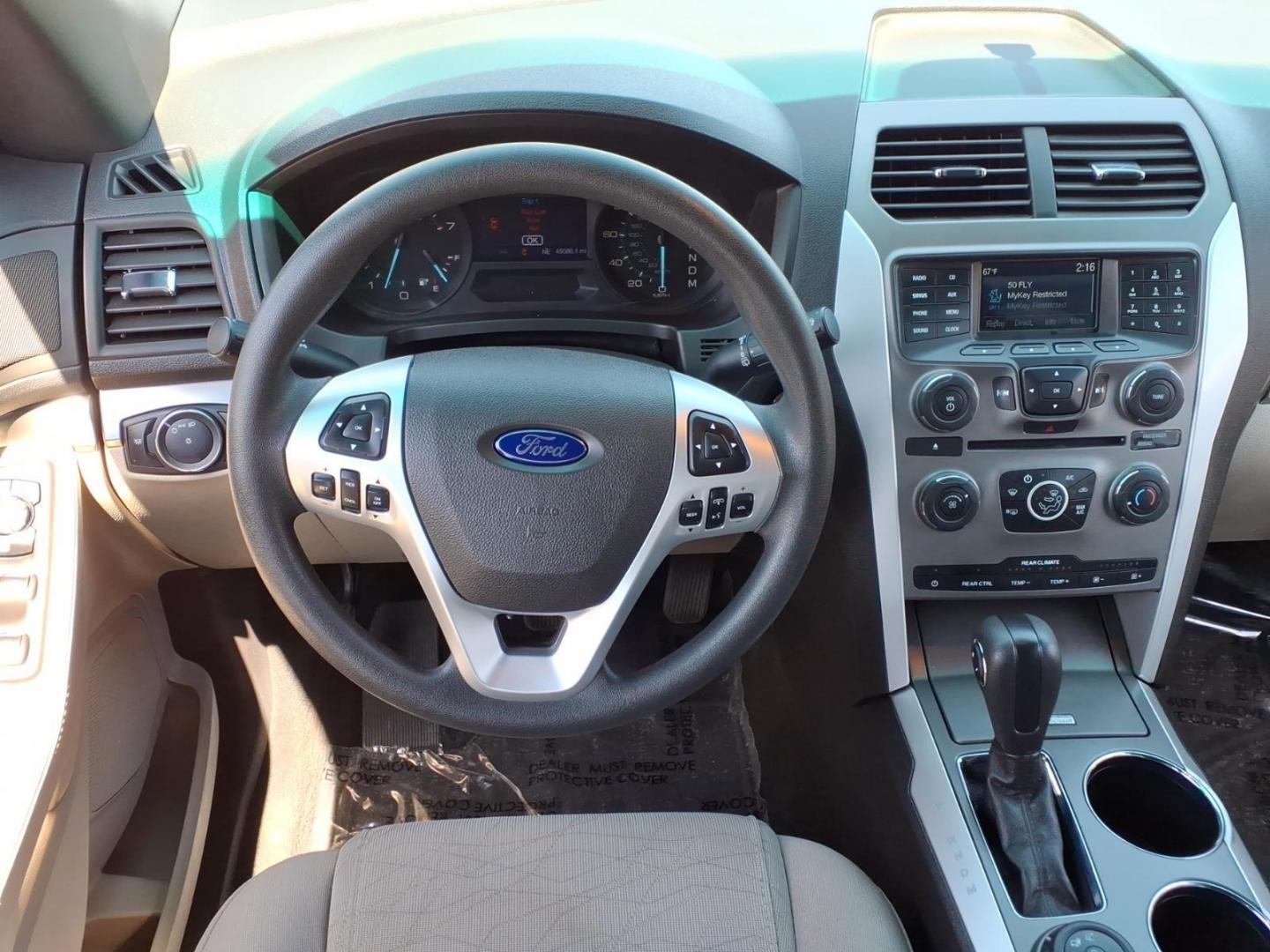 2013 Oxford White Ford Explorer Base (1FM5K8B86DG) with an 3.5L 6 Cylinder Sequential-Port F.I. engine, Automatic transmission, located at 50 Eastern Blvd., Essex, MD, 21221, (410) 686-3444, 39.304367, -76.484947 - Photo#20