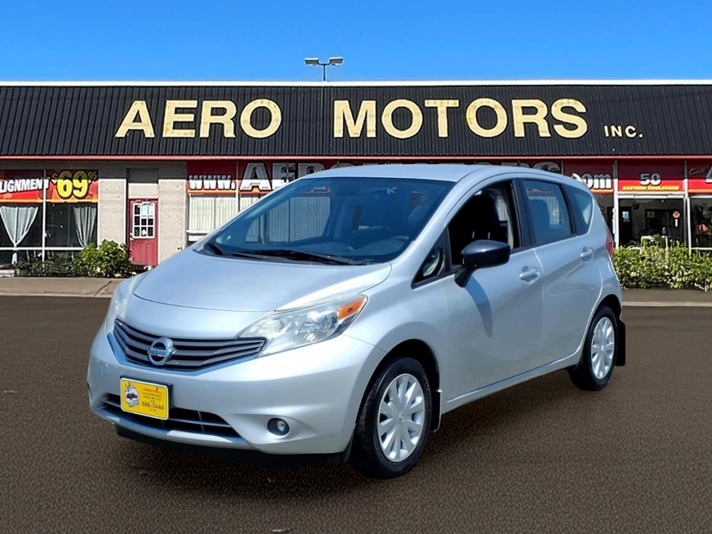 2015 Nissan Versa Note 1.6 S Plus CVT's photo