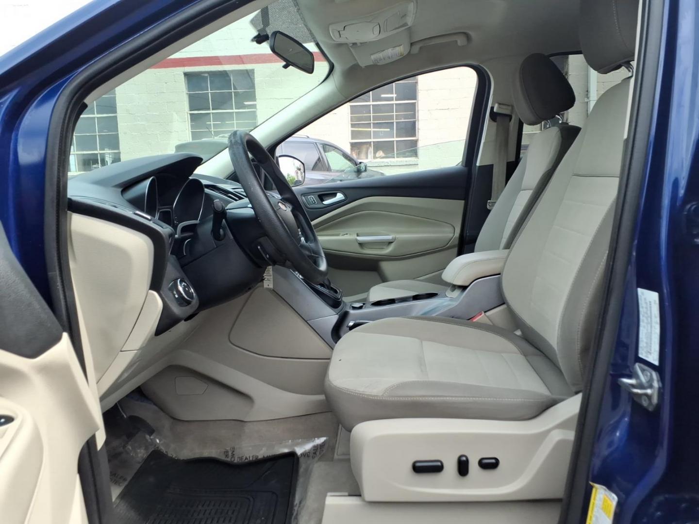 2014 Deep Impact Blue Metallic Ford Escape SE (1FMCU9G9XEU) with an 2.0L EcoBoost 2.0L Turbo I4 240hp 270ft. lbs. Turbocharged engine, 6-Speed Shiftable Automatic transmission, located at 50 Eastern Blvd., Essex, MD, 21221, (410) 686-3444, 39.304367, -76.484947 - Photo#7