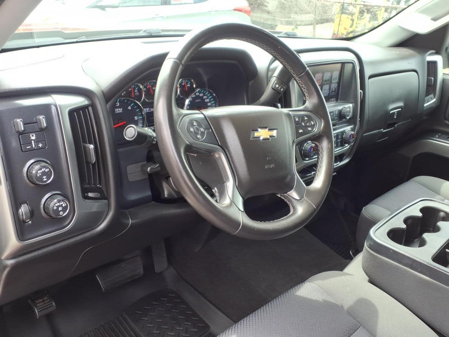 2017 Dark Toreador Red Chevrolet Silverado 1500 LT (1GCVKREC4HZ) with an 5.3L EcoTec3 5.3L V8 355hp 383ft. lbs. Fuel Injected engine, 6-Speed Shiftable Automatic w/Overdrive transmission, located at 50 Eastern Blvd., Essex, MD, 21221, (410) 686-3444, 39.304367, -76.484947 - Photo#8