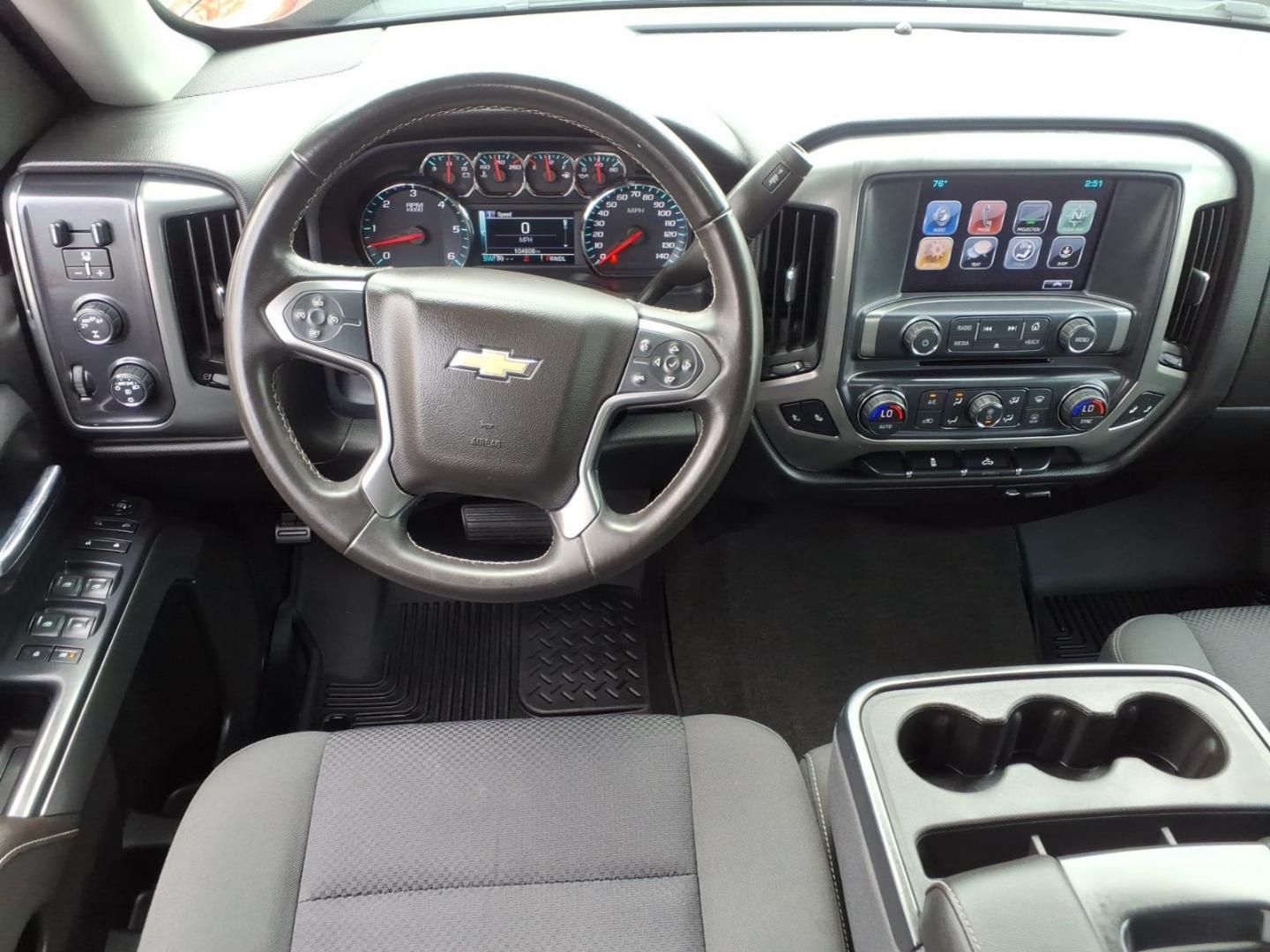 2017 Dark Toreador Red Chevrolet Silverado 1500 LT (1GCVKREC4HZ) with an 5.3L EcoTec3 5.3L V8 355hp 383ft. lbs. Fuel Injected engine, 6-Speed Shiftable Automatic w/Overdrive transmission, located at 50 Eastern Blvd., Essex, MD, 21221, (410) 686-3444, 39.304367, -76.484947 - Photo#14