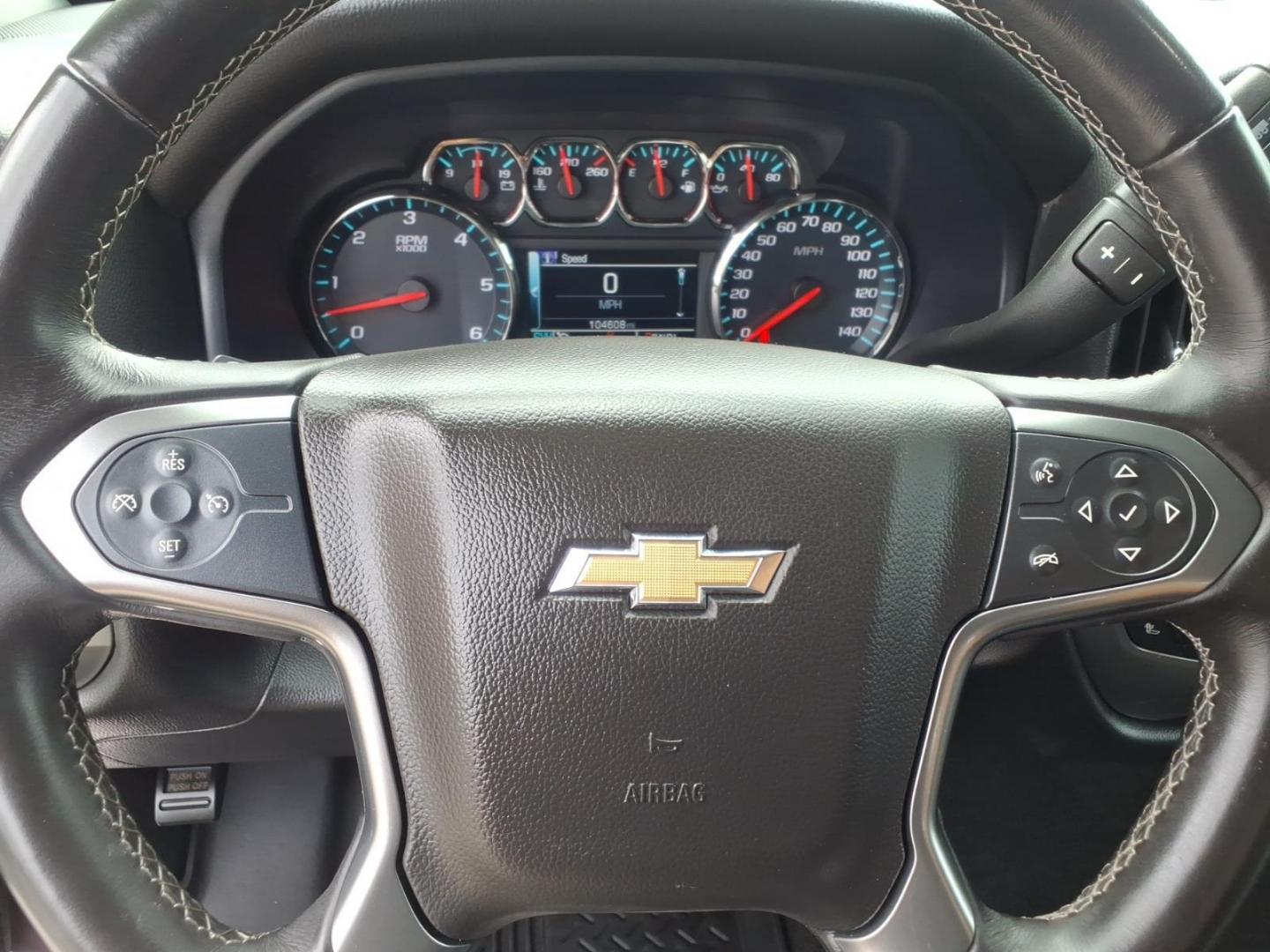 2017 Dark Toreador Red Chevrolet Silverado 1500 LT (1GCVKREC4HZ) with an 5.3L EcoTec3 5.3L V8 355hp 383ft. lbs. Fuel Injected engine, 6-Speed Shiftable Automatic w/Overdrive transmission, located at 50 Eastern Blvd., Essex, MD, 21221, (410) 686-3444, 39.304367, -76.484947 - Photo#19