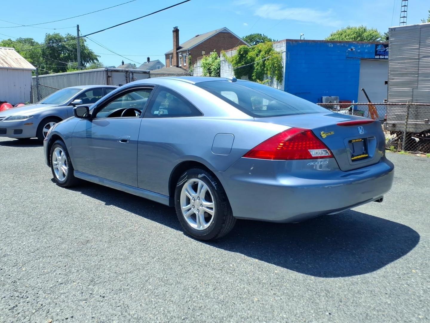 2007 Sapphire Blue Pearl Honda Accord EX-L (1HGCM72657A) with an 2.4L 4 Cylinder Sequential-Port F.I. engine, Automatic transmission, located at 50 Eastern Blvd., Essex, MD, 21221, (410) 686-3444, 39.304367, -76.484947 - Photo#2