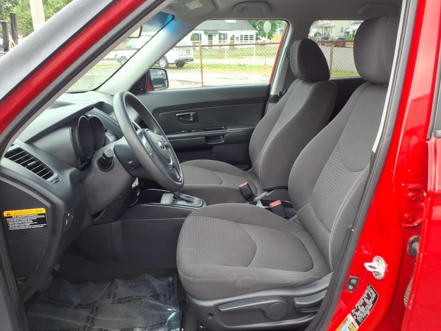 2013 Red Kia Soul Base (KNDJT2A54D7) with an 1.6L 1.6L I4 138hp 123ft. lbs. Fuel Injected engine, 6-Speed Shiftable Automatic transmission, located at 50 Eastern Blvd., Essex, MD, 21221, (410) 686-3444, 39.304367, -76.484947 - Photo#6