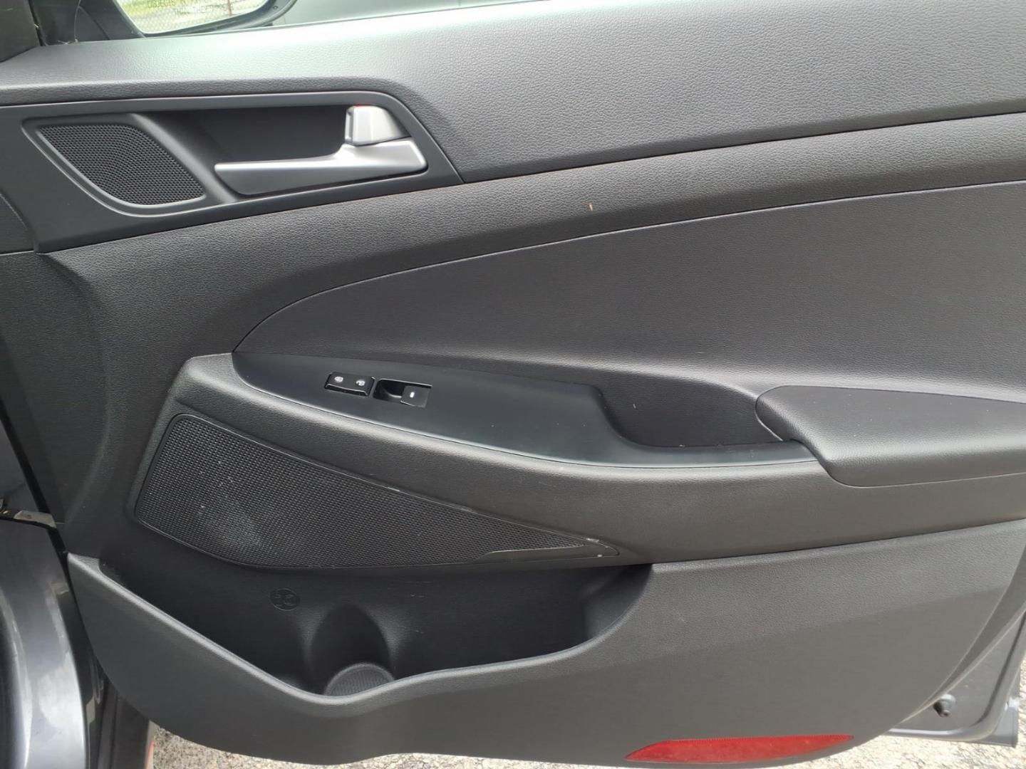 2017 Coliseum Gray Hyundai TUCSON Sport (KM8J33A22HU) with an 1.6L 4 Cylinder Turbocharged engine, Automatic transmission, located at 50 Eastern Blvd., Essex, MD, 21221, (410) 686-3444, 39.304367, -76.484947 - Photo#13