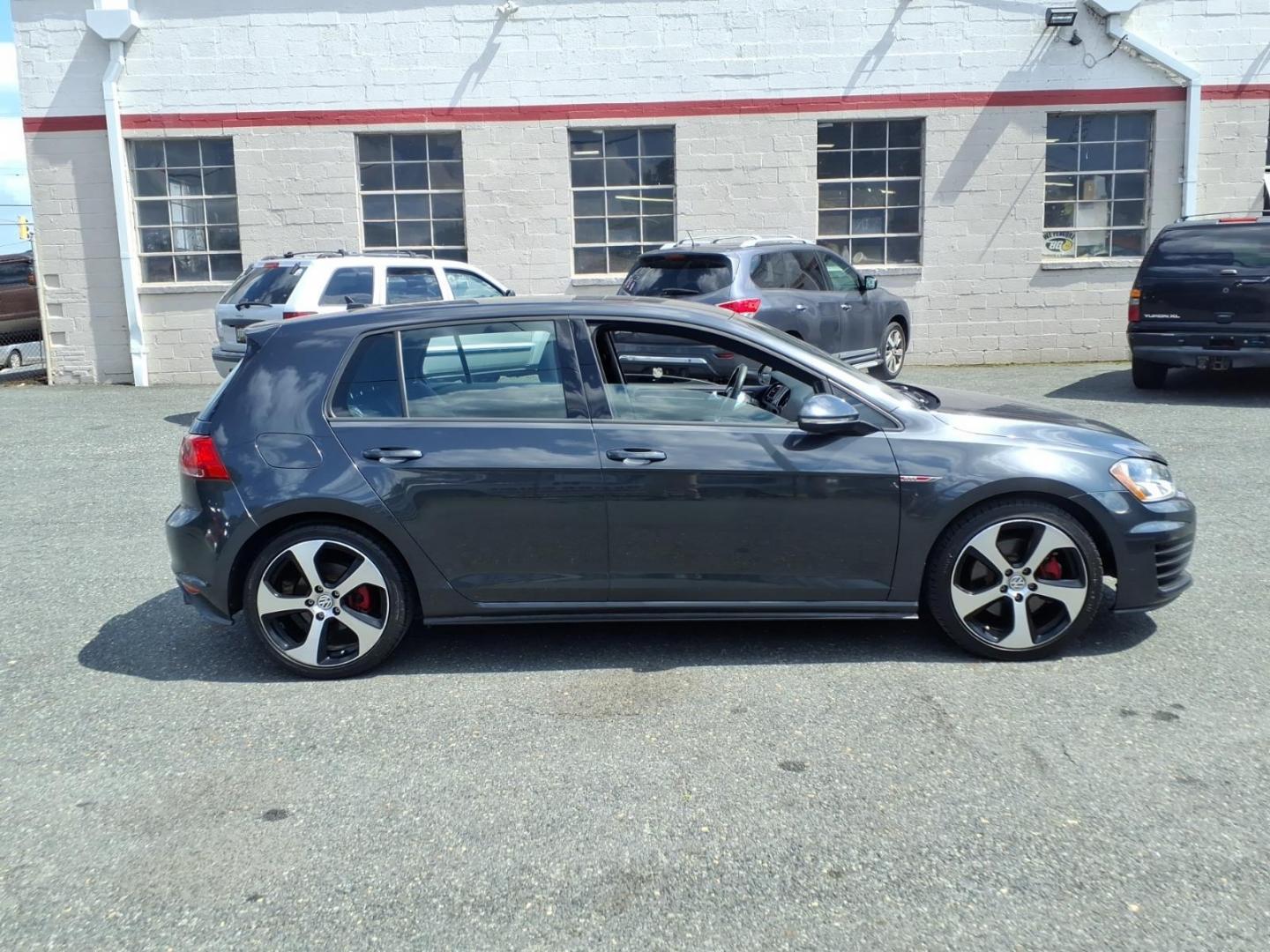 2015 Gray Volkswagen Golf GTI SE (3VW5T7AU8FM) with an 2.0L 2.0L Turbo I4 210hp 258ft. lbs. PZEV Turbocharged engine, 6-Speed Manual transmission, located at 50 Eastern Blvd., Essex, MD, 21221, (410) 686-3444, 39.304367, -76.484947 - Photo#5