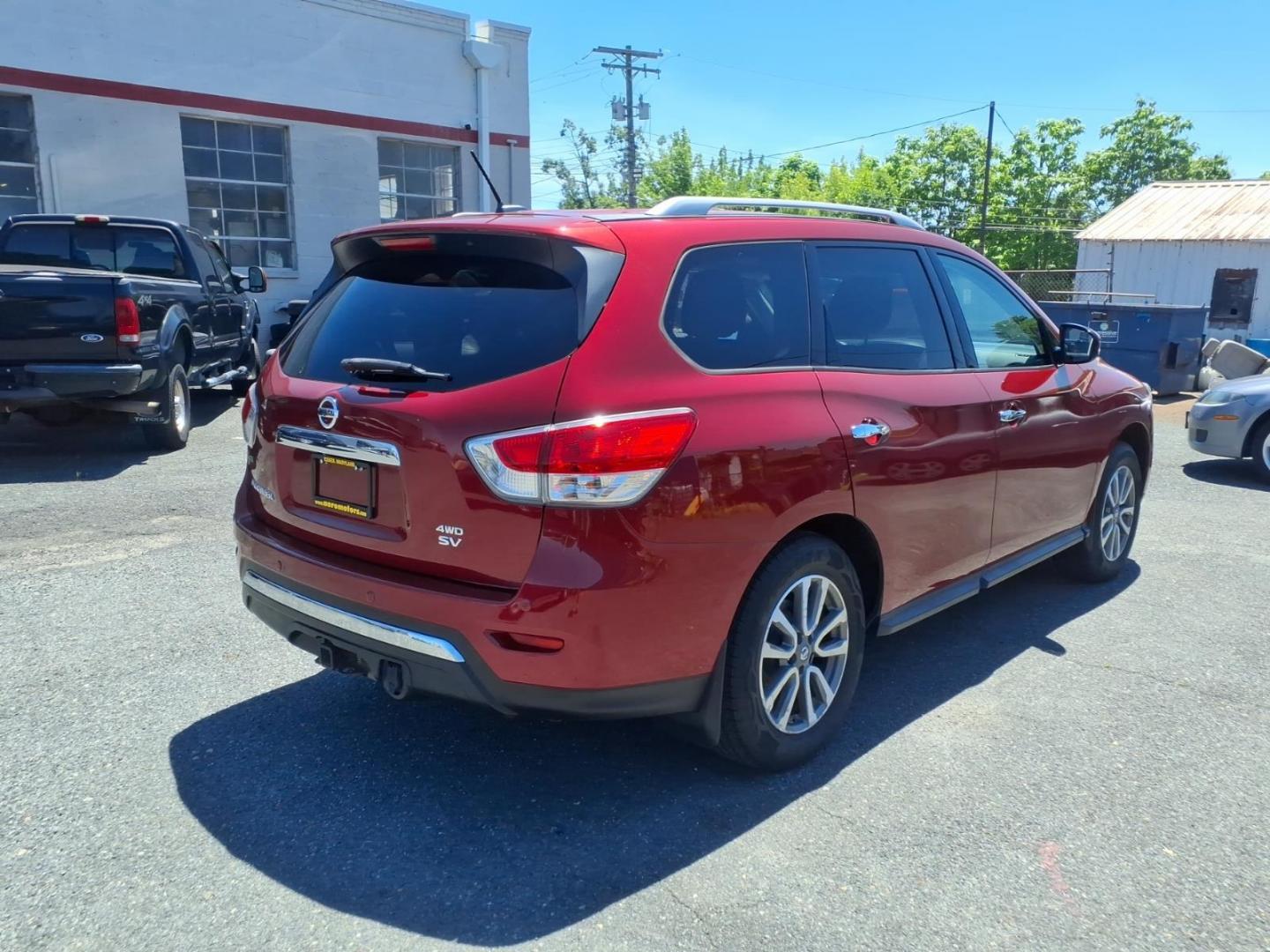 2013 Red Nissan Pathfinder SV (5N1AR2MM1DC) with an 3.5L 3.5L V6 260hp 240ft. lbs. Sequential-Port F.I. engine, CVT transmission, located at 50 Eastern Blvd., Essex, MD, 21221, (410) 686-3444, 39.304367, -76.484947- Photo#3