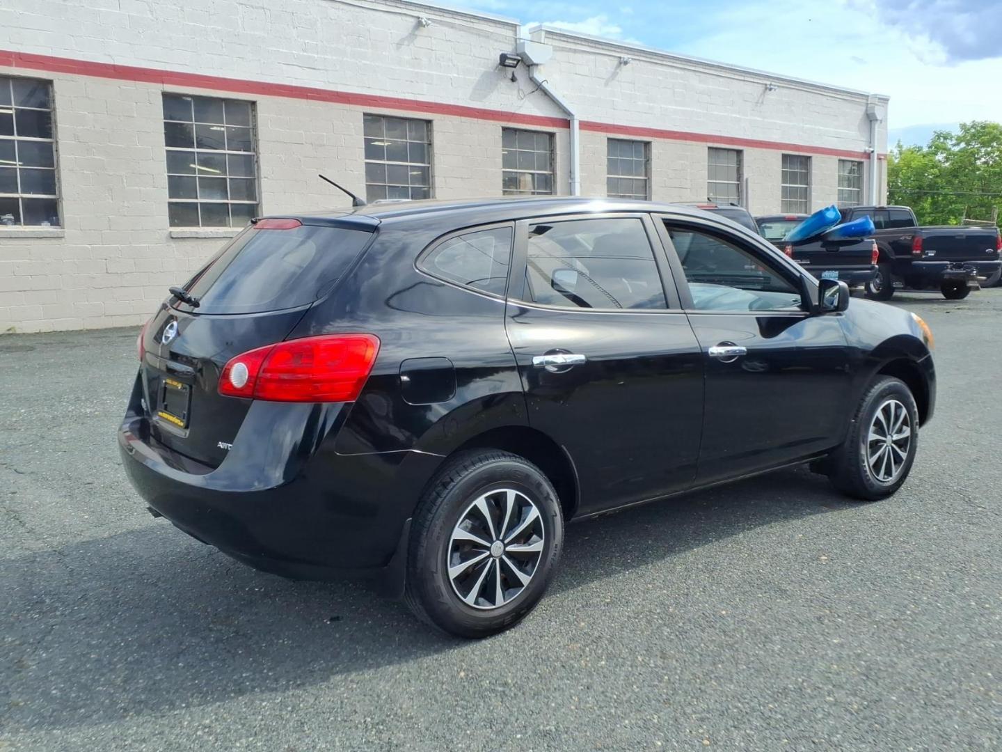 2010 Black Nissan Rogue (JN8AS5MV0AW) with an 2.5L 4 Cylinder Sequential-Port F.I. engine, ATAWD transmission, located at 50 Eastern Blvd., Essex, MD, 21221, (410) 686-3444, 39.304367, -76.484947 - Photo#3
