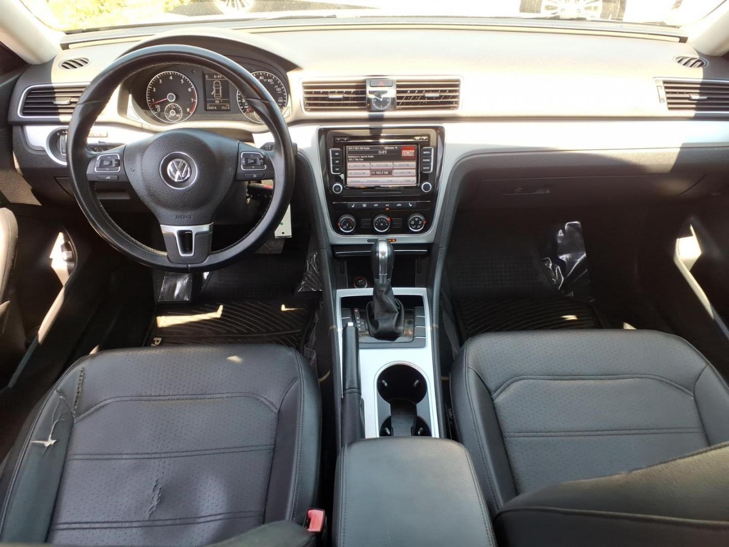 2013 Platinum Gray Metallic Volkswagen Passat SE PZEV (1VWBP7A32DC) with an 2.5L 2.5L I5 170hp 177ft. lbs. PZEV Sequential-Port F.I. engine, 6-Speed Shiftable Automatic transmission, located at 50 Eastern Blvd., Essex, MD, 21221, (410) 686-3444, 39.304367, -76.484947 - Photo#14