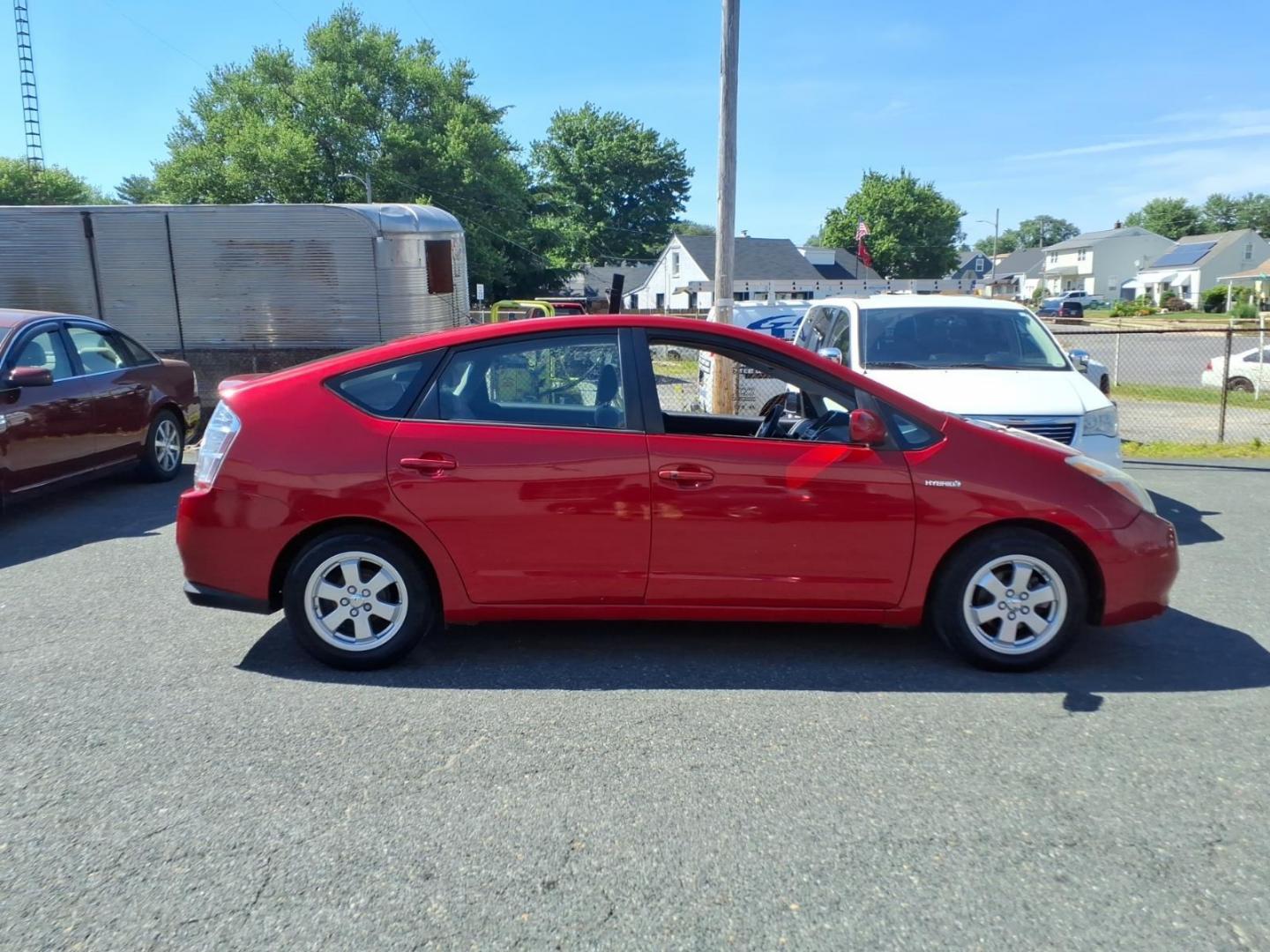 2007 Red Toyota Prius (JTDKB20U377) with an 1.5L 4 Cylinder Fuel Injected engine, Automatic transmission, located at 50 Eastern Blvd., Essex, MD, 21221, (410) 686-3444, 39.304367, -76.484947 - Photo#5