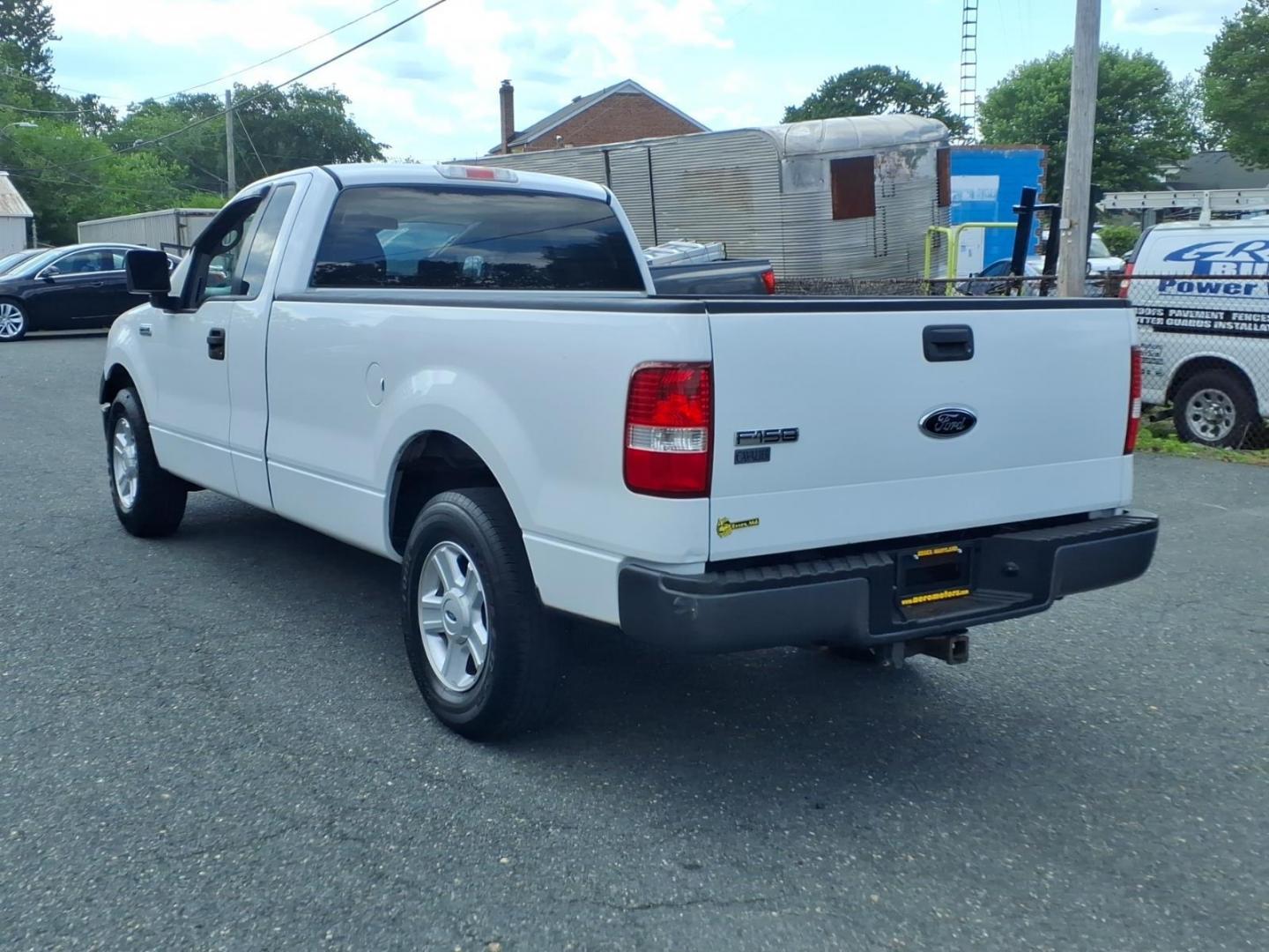2005 White Ford F-150 XL (1FTRF12265N) with an 4.2L 4.2L V6 202hp 260ft. lb. Sequential-Port F.I. engine, 4-Speed Automatic transmission, located at 50 Eastern Blvd., Essex, MD, 21221, (410) 686-3444, 39.304367, -76.484947 - Photo#2