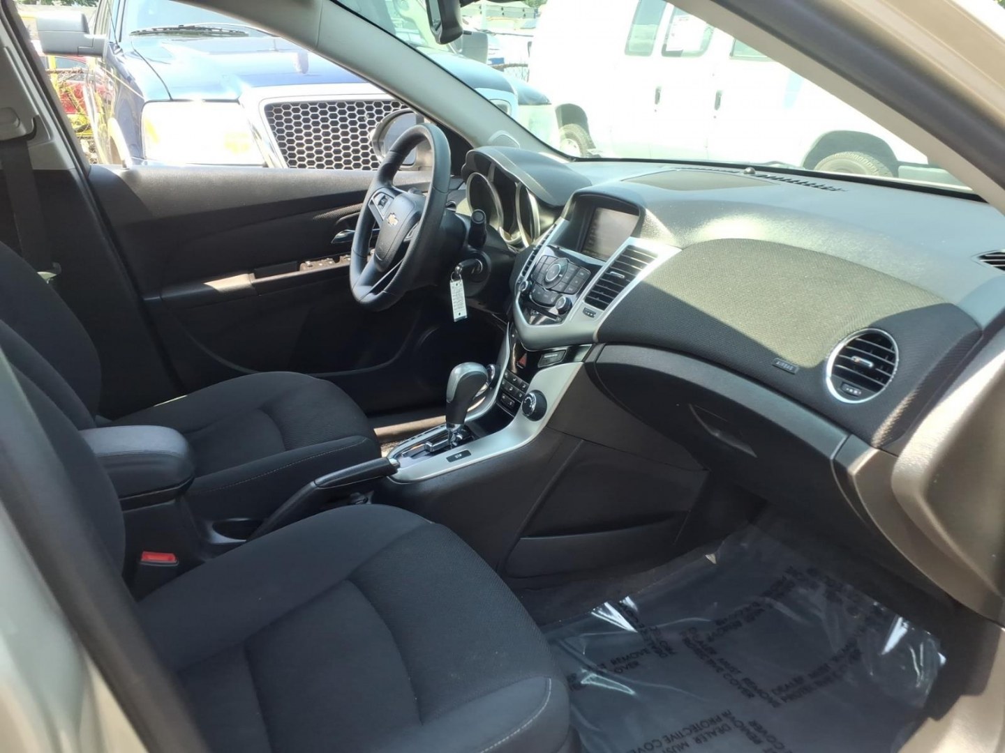 2015 Gold Chevrolet Cruze 1LT Auto (1G1PC5SB2F7) with an 1.4L 4 Cylinder Sequential-Port F.I. engine, Automatic transmission, located at 50 Eastern Blvd., Essex, MD, 21221, (410) 686-3444, 39.304367, -76.484947- Photo#13