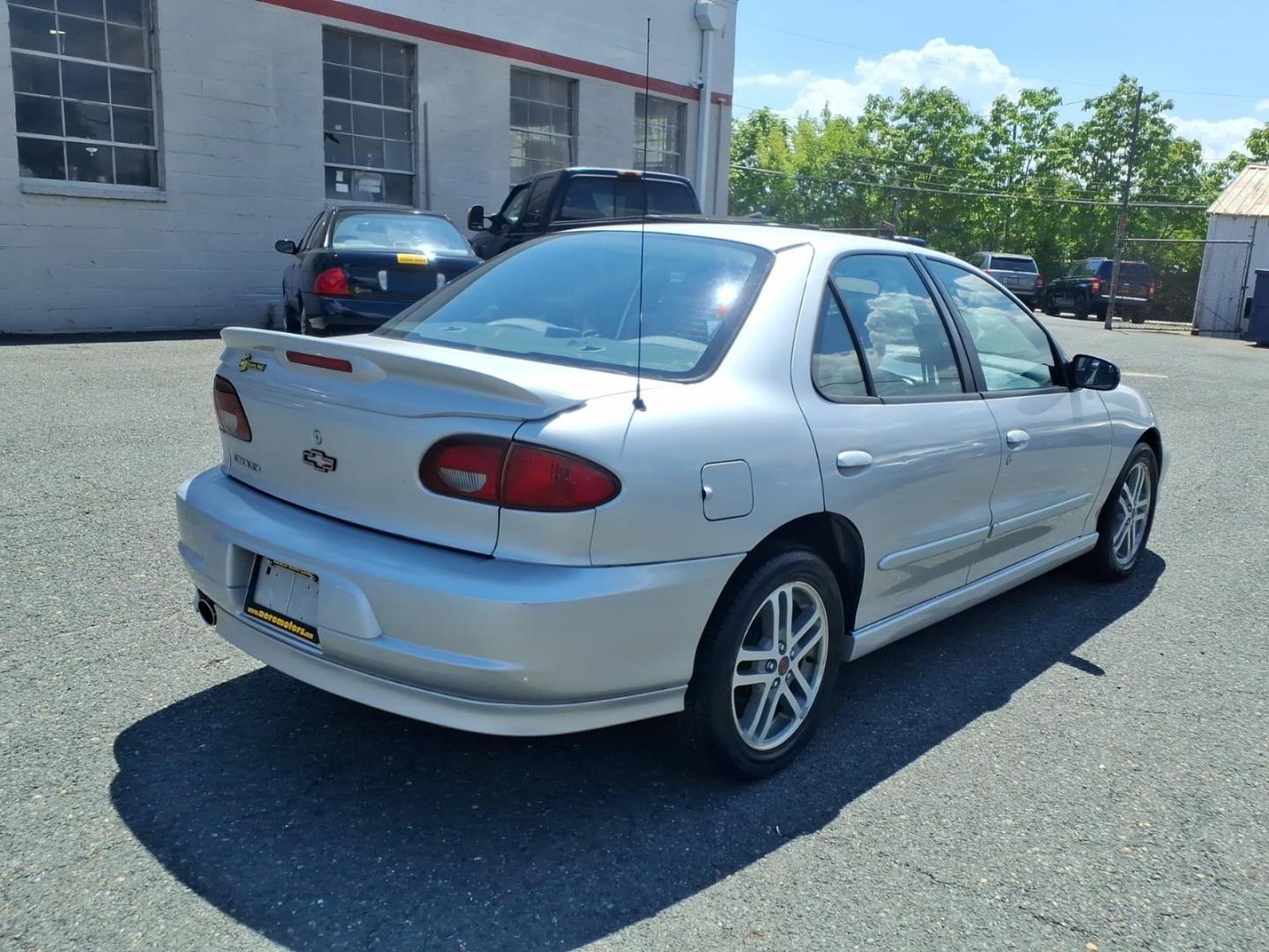 2002 Silver Chevrolet Cavalier Base (1G1JC524527) with an 2.2L 4 Cylinder Fuel Injected engine, Automatic transmission, located at 50 Eastern Blvd., Essex, MD, 21221, (410) 686-3444, 39.304367, -76.484947- Photo#4