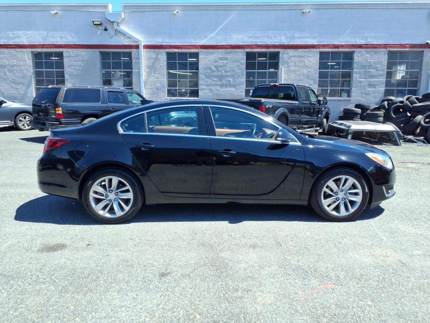 2015 Black Buick Regal Base (2G4GK5EX6F9) with an 2.0L 4 Cylinder Turbocharged engine, Automatic transmission, located at 50 Eastern Blvd., Essex, MD, 21221, (410) 686-3444, 39.304367, -76.484947- Photo#4