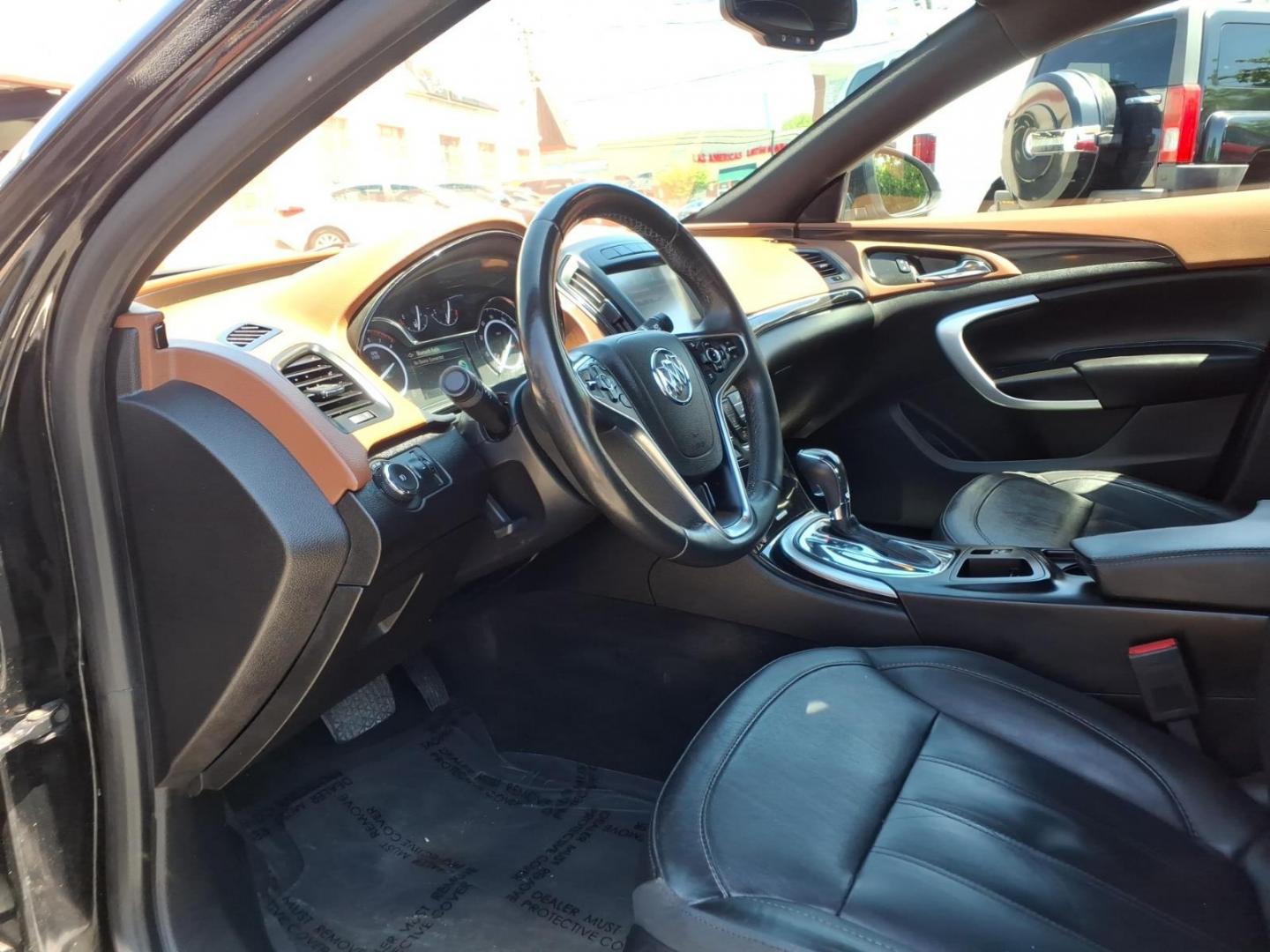 2015 Black Buick Regal Base (2G4GK5EX6F9) with an 2.0L 4 Cylinder Turbocharged engine, Automatic transmission, located at 50 Eastern Blvd., Essex, MD, 21221, (410) 686-3444, 39.304367, -76.484947- Photo#6