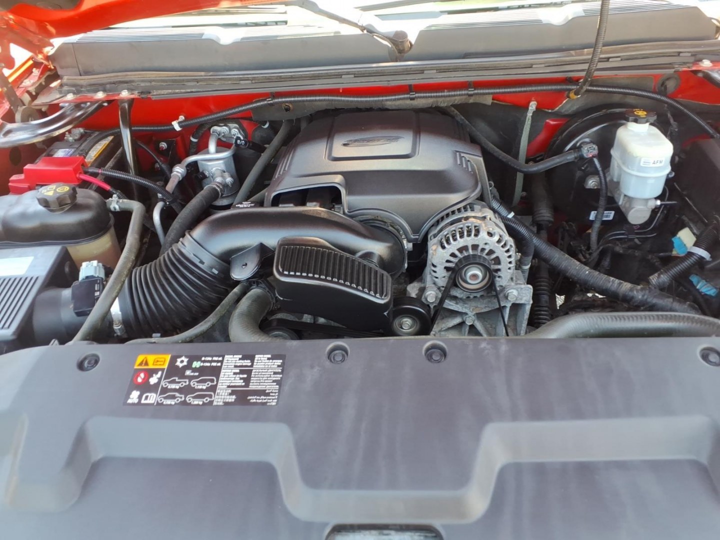 2011 Red Chevrolet Silverado 1500 LS (1GCNKPE04BZ) with an 5.3L 8 Cylinder Sequential-Port F.I. engine, Automatic transmission, located at 50 Eastern Blvd., Essex, MD, 21221, (410) 686-3444, 39.304367, -76.484947- Photo#16