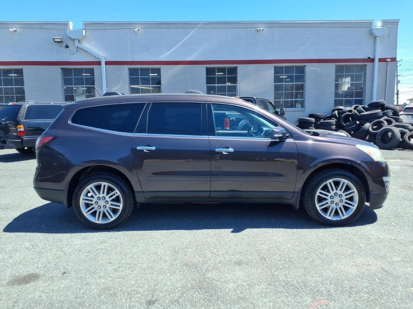 2015 Purple Chevrolet Traverse LT (1GNKVGKD2FJ) with an 3.6L 6 Cylinder Fuel Injected engine, V6 transmission, located at 50 Eastern Blvd., Essex, MD, 21221, (410) 686-3444, 39.304367, -76.484947- Photo#4