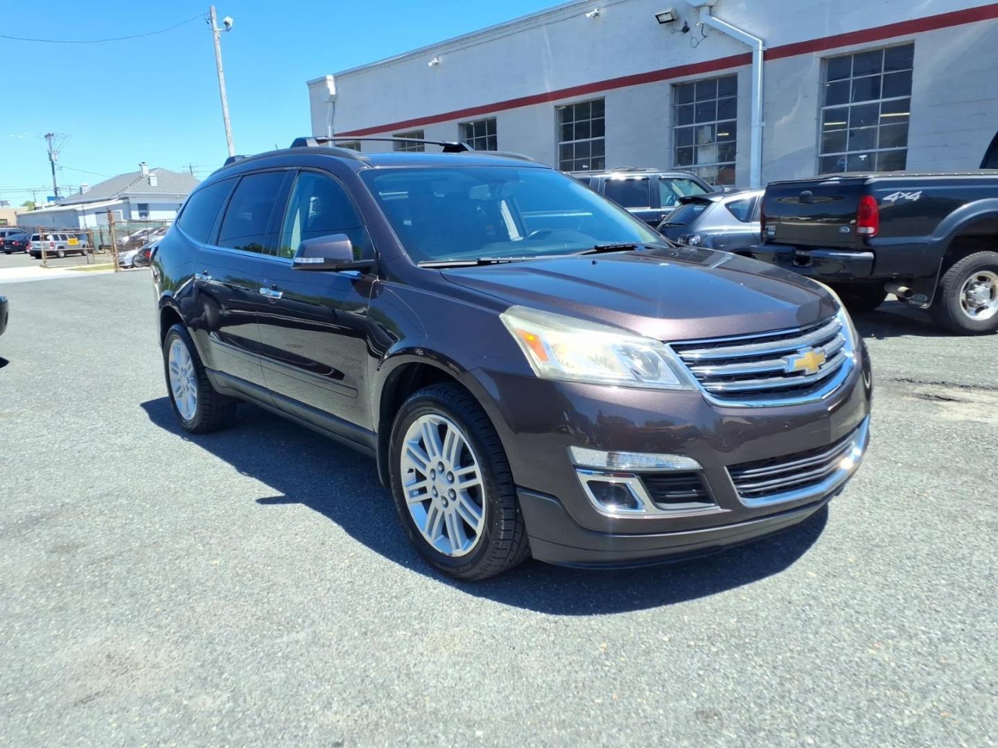 2015 Purple Chevrolet Traverse LT (1GNKVGKD2FJ) with an 3.6L 6 Cylinder Fuel Injected engine, V6 transmission, located at 50 Eastern Blvd., Essex, MD, 21221, (410) 686-3444, 39.304367, -76.484947- Photo#5