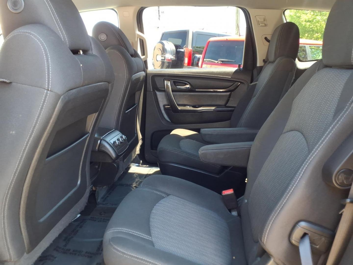 2015 Purple Chevrolet Traverse LT (1GNKVGKD2FJ) with an 3.6L 6 Cylinder Fuel Injected engine, V6 transmission, located at 50 Eastern Blvd., Essex, MD, 21221, (410) 686-3444, 39.304367, -76.484947- Photo#10