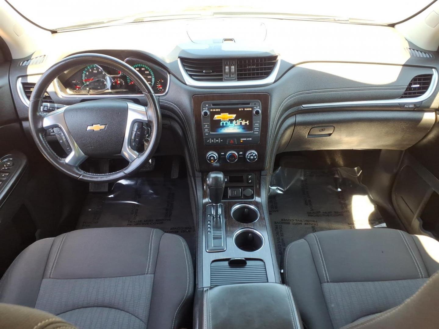 2015 Purple Chevrolet Traverse LT (1GNKVGKD2FJ) with an 3.6L 6 Cylinder Fuel Injected engine, V6 transmission, located at 50 Eastern Blvd., Essex, MD, 21221, (410) 686-3444, 39.304367, -76.484947- Photo#12