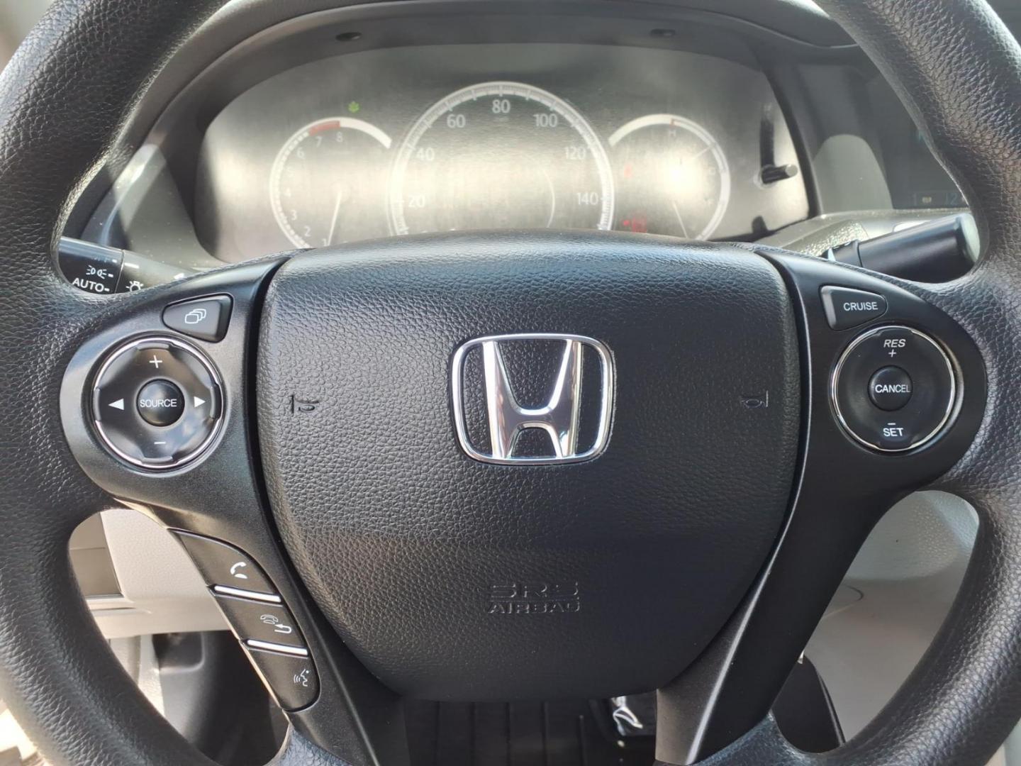 2015 Silver Honda Accord LX (1HGCR2F3XFA) with an 2.4L 4 Cylinder Fuel Injected engine, Automatic transmission, located at 50 Eastern Blvd., Essex, MD, 21221, (410) 686-3444, 39.304367, -76.484947- Photo#19