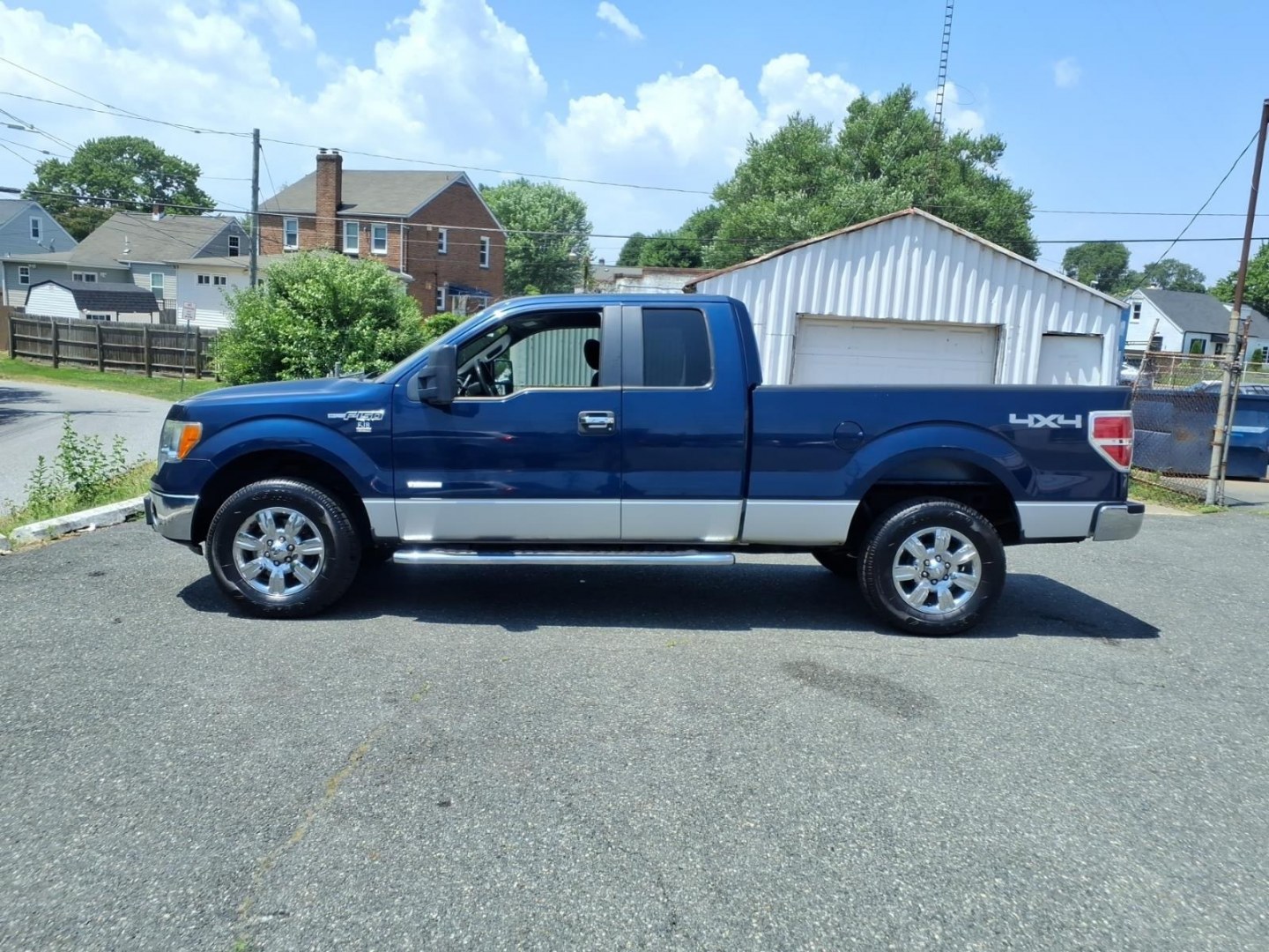 2011 Blue Ford F-150 XLT (1FTFX1ET9BF) with an 3.5L EcoBoost 3.5L Twin Turbo V6 365hp 420ft. lbs. Twin Turbo engine, 6-Speed Automatic transmission, located at 50 Eastern Blvd., Essex, MD, 21221, (410) 686-3444, 39.304367, -76.484947- Photo#1