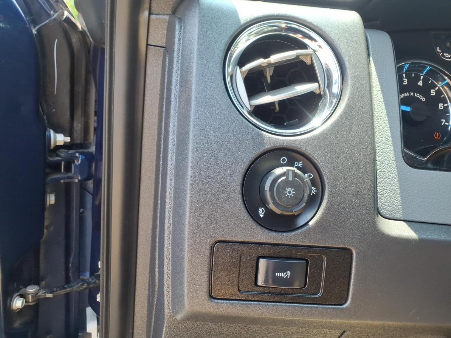 2011 Blue Ford F-150 XLT (1FTFX1ET9BF) with an 3.5L EcoBoost 3.5L Twin Turbo V6 365hp 420ft. lbs. Twin Turbo engine, 6-Speed Automatic transmission, located at 50 Eastern Blvd., Essex, MD, 21221, (410) 686-3444, 39.304367, -76.484947- Photo#14
