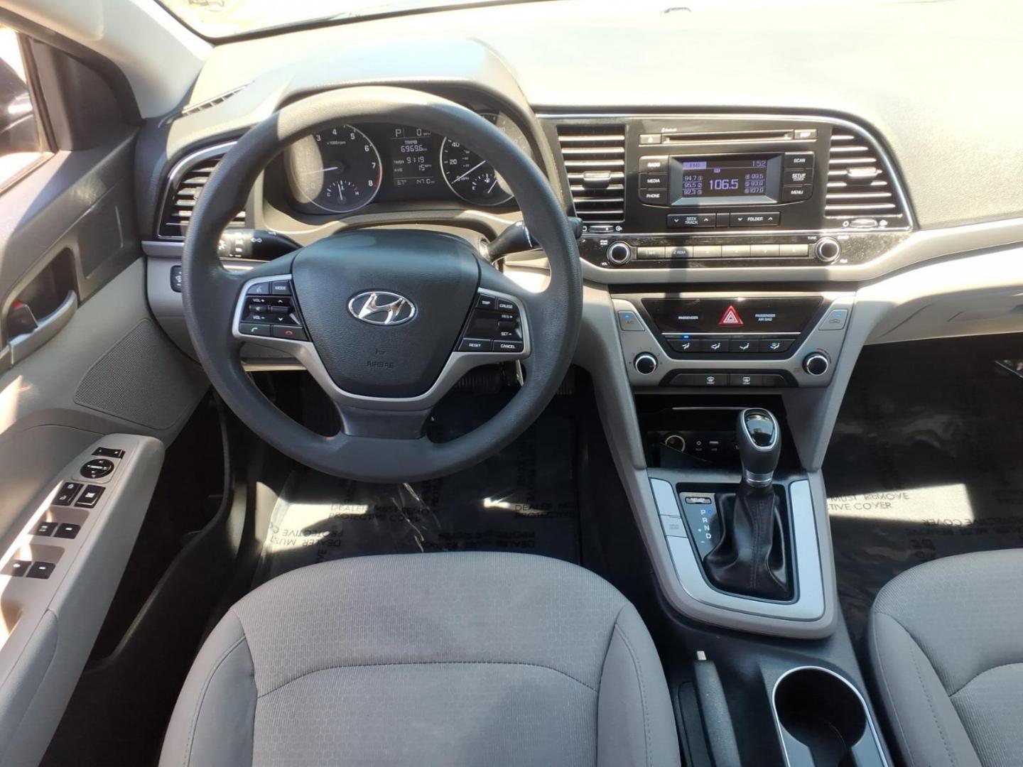 2018 Black Hyundai ELANTRA SE (5NPD74LF8JH) with an 2.0L 4 Cylinder Sequential-Port F.I. engine, Automatic transmission, located at 50 Eastern Blvd., Essex, MD, 21221, (410) 686-3444, 39.304367, -76.484947 - Photo#12