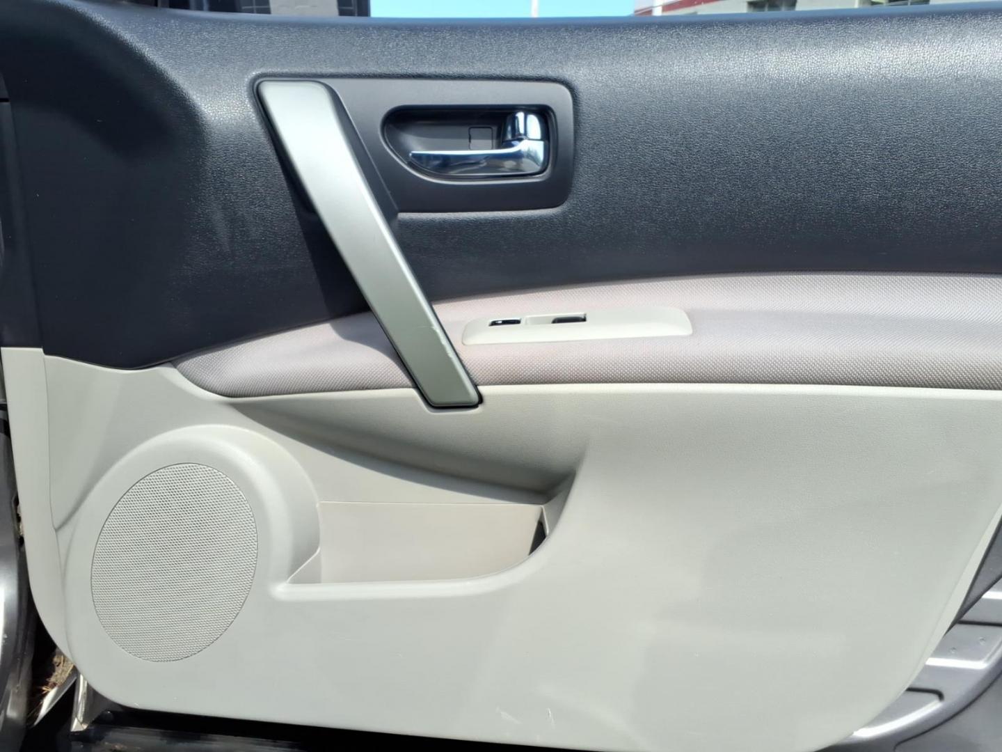 2013 Brilliant Silver Nissan Rogue S (JN8AS5MT7DW) with an 2.5L 2.5L I4 170hp 175ft. lbs. Sequential-Port F.I. engine, CVT transmission, located at 50 Eastern Blvd., Essex, MD, 21221, (410) 686-3444, 39.304367, -76.484947- Photo#14