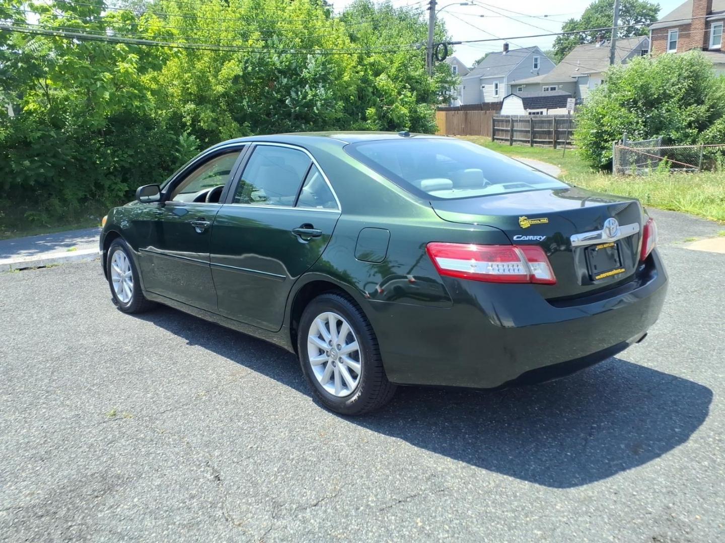 2011 Aloe Green Metallic Toyota Camry XLE (4T1BF3EK8BU) with an 2.5L 2.5L I4 169hp 167ft. lbs. Sequential Fuel Injection engine, 6-Speed Shiftable Automatic transmission, located at 50 Eastern Blvd., Essex, MD, 21221, (410) 686-3444, 39.304367, -76.484947- Photo#2