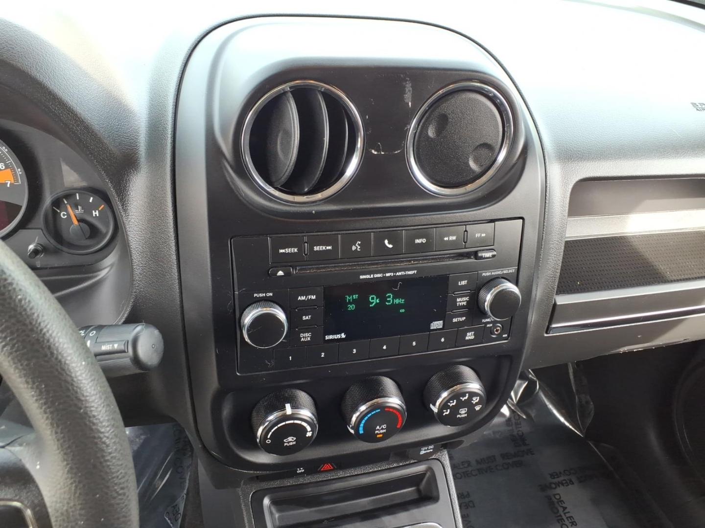 2014 Billet Silver Metallic Clear Coat Jeep Patriot Sport (1C4NJPBAXED) with an 2.0L 2.0L I4 158hp 141ft. lbs. Sequential-Port F.I. engine, Automatic transmission, located at 50 Eastern Blvd., Essex, MD, 21221, (410) 686-3444, 39.304367, -76.484947- Photo#16