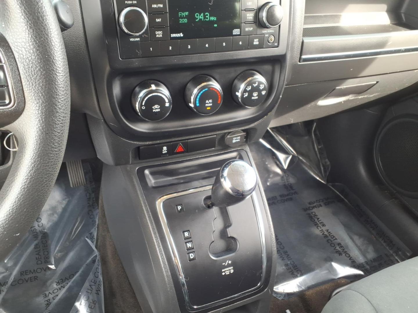 2014 Billet Silver Metallic Clear Coat Jeep Patriot Sport (1C4NJPBAXED) with an 2.0L 2.0L I4 158hp 141ft. lbs. Sequential-Port F.I. engine, Automatic transmission, located at 50 Eastern Blvd., Essex, MD, 21221, (410) 686-3444, 39.304367, -76.484947- Photo#17