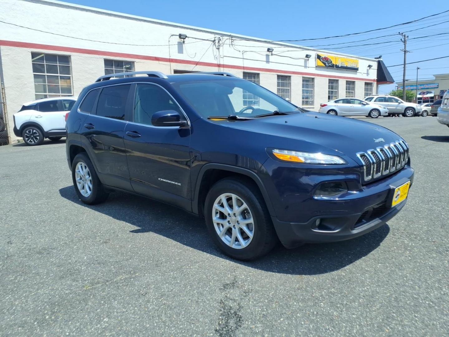 2016 Blue Jeep Cherokee Latitude (1C4PJMCS2GW) with an 3.2L 6 Cylinder Sequential-Port F.I. engine, Automatic transmission, located at 50 Eastern Blvd., Essex, MD, 21221, (410) 686-3444, 39.304367, -76.484947- Photo#5