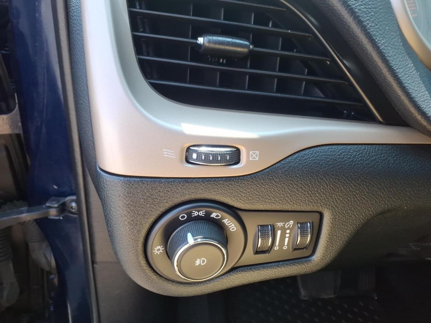 2016 Blue Jeep Cherokee Latitude (1C4PJMCS2GW) with an 3.2L 6 Cylinder Sequential-Port F.I. engine, Automatic transmission, located at 50 Eastern Blvd., Essex, MD, 21221, (410) 686-3444, 39.304367, -76.484947- Photo#18