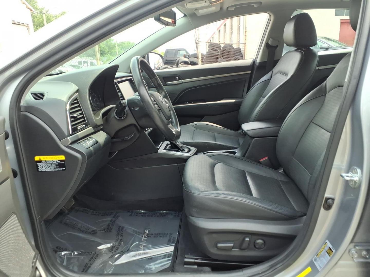 2017 Gray Hyundai ELANTRA Limited (5NPD84LF7HH) with an 2.0L 4 Cylinder Sequential-Port F.I. engine, Automatic transmission, located at 50 Eastern Blvd., Essex, MD, 21221, (410) 686-3444, 39.304367, -76.484947- Photo#7