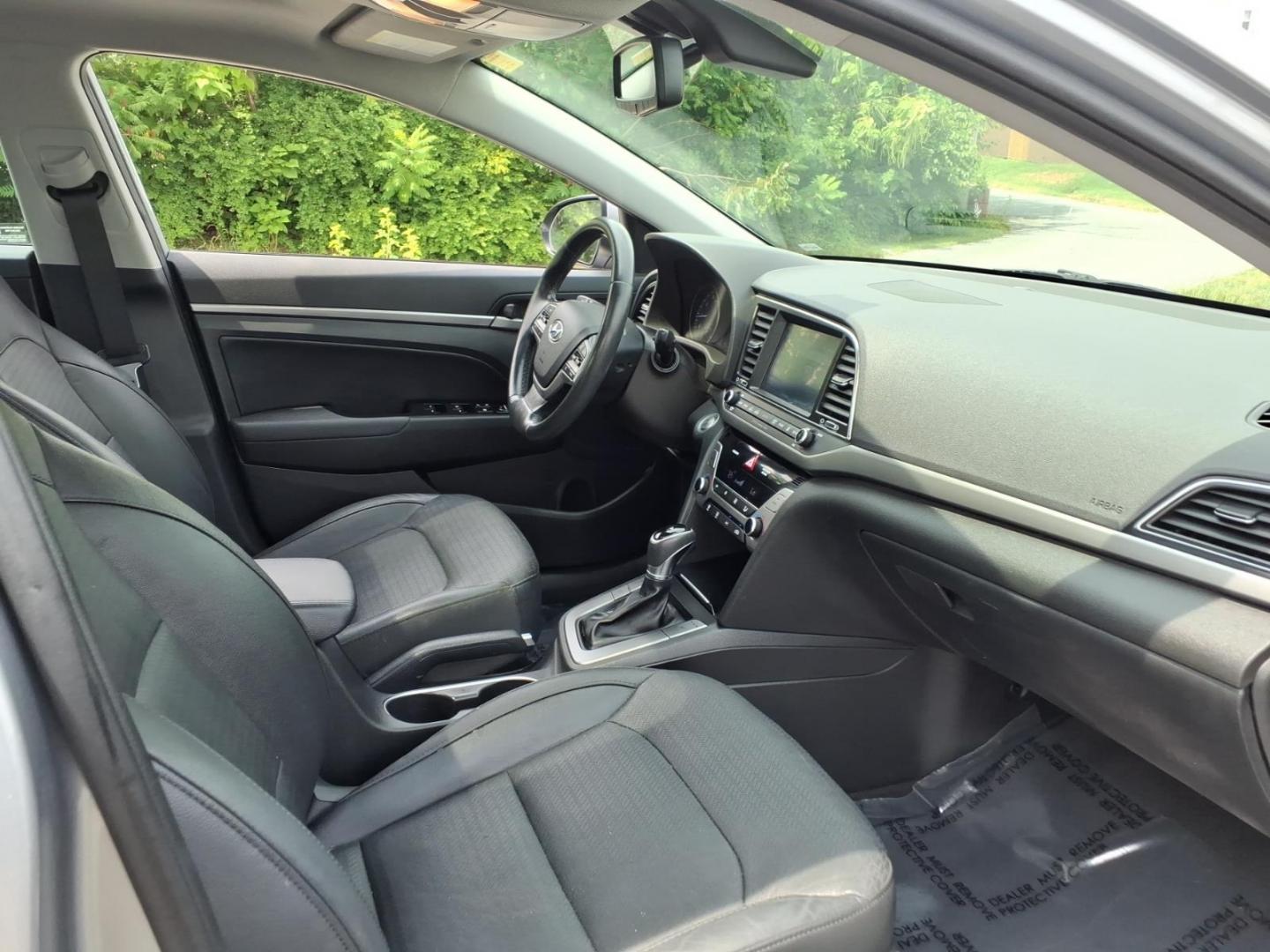 2017 Gray Hyundai ELANTRA Limited (5NPD84LF7HH) with an 2.0L 4 Cylinder Sequential-Port F.I. engine, Automatic transmission, located at 50 Eastern Blvd., Essex, MD, 21221, (410) 686-3444, 39.304367, -76.484947- Photo#16