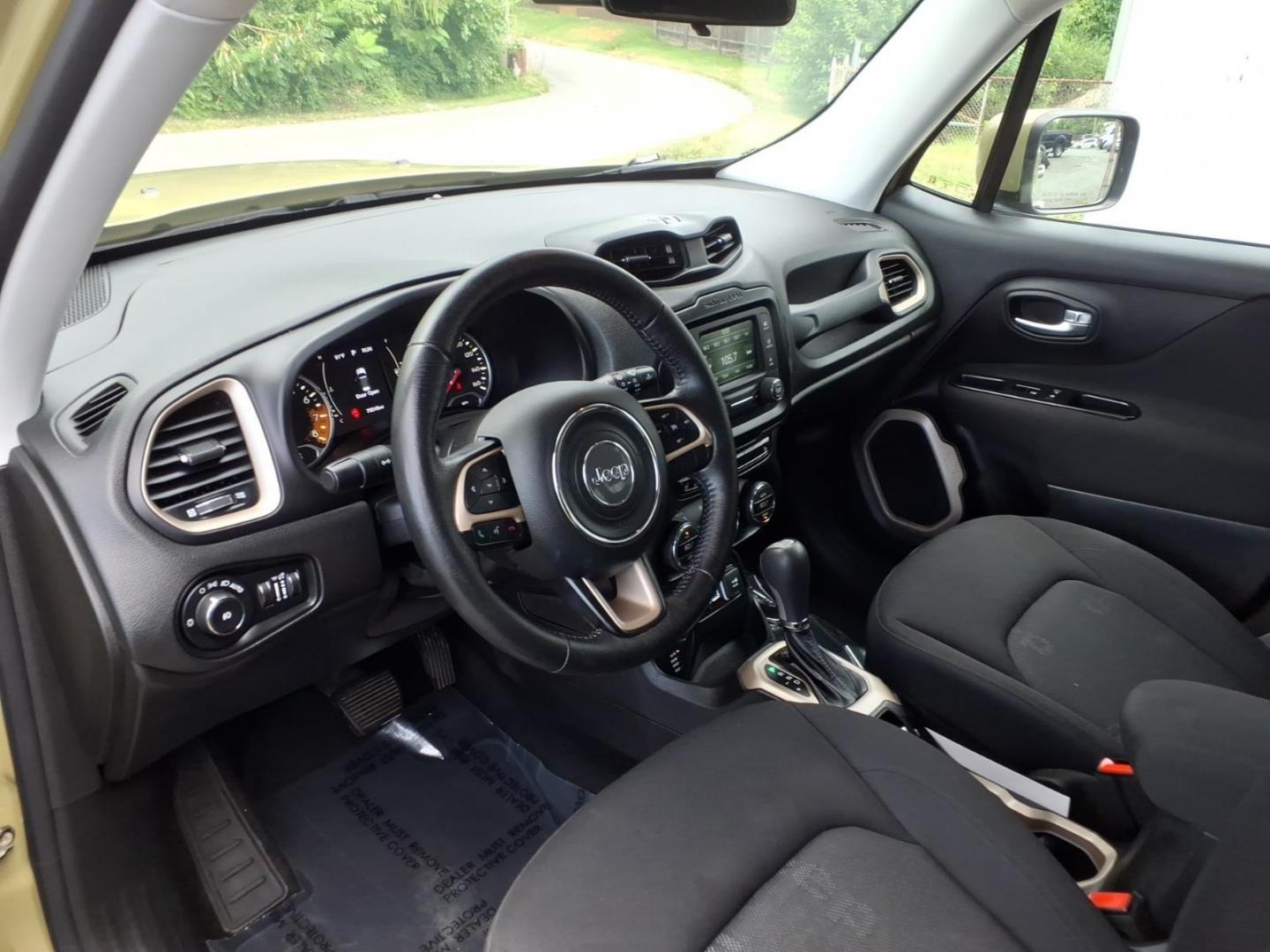 2015 Commando Jeep Renegade Latitude (ZACCJBBT7FP) with an 2.4L 4 Cylinder Fuel Injected engine, Automatic transmission, located at 50 Eastern Blvd., Essex, MD, 21221, (410) 686-3444, 39.304367, -76.484947- Photo#7