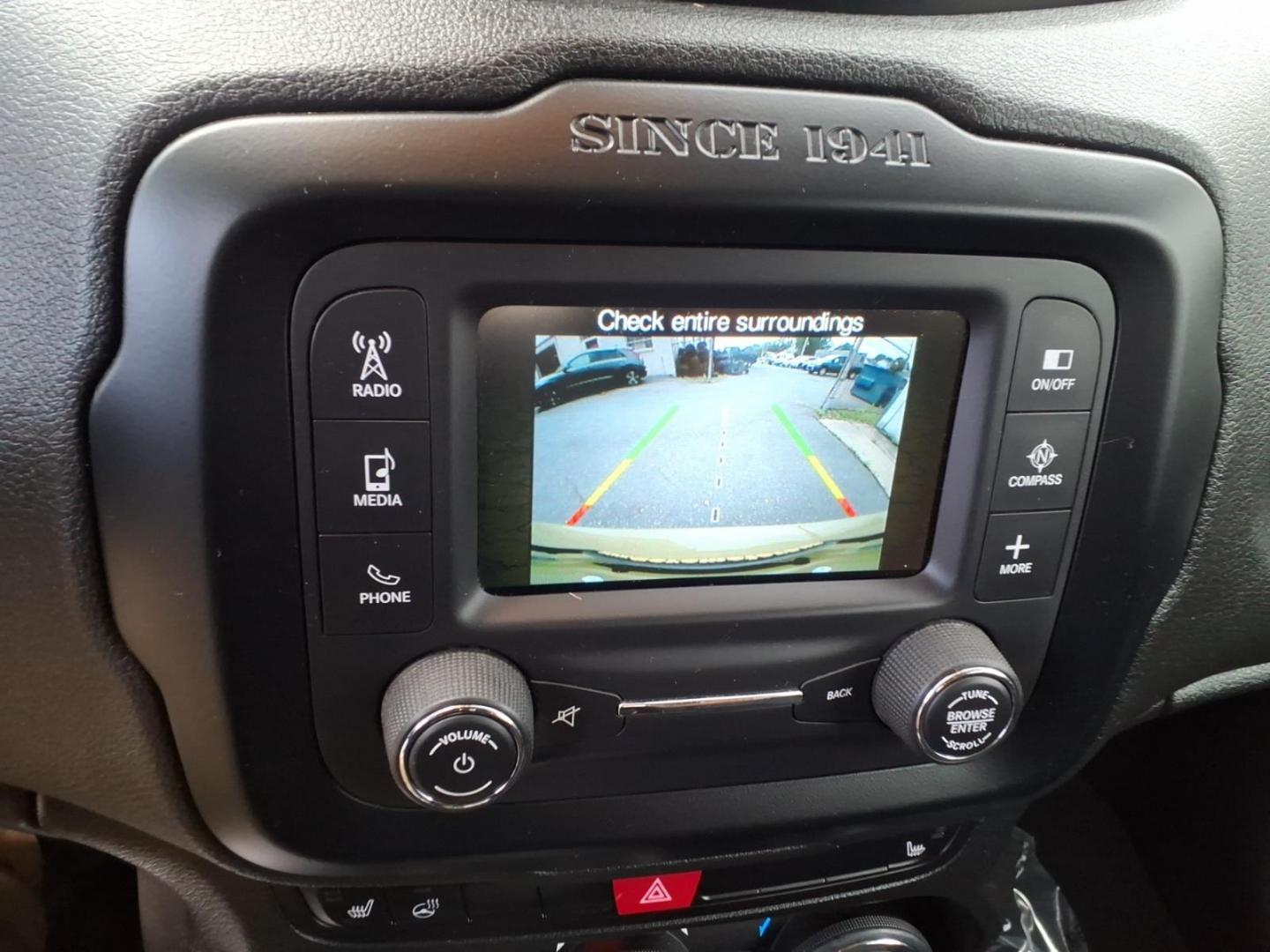 2015 Commando Jeep Renegade Latitude (ZACCJBBT7FP) with an 2.4L 4 Cylinder Fuel Injected engine, Automatic transmission, located at 50 Eastern Blvd., Essex, MD, 21221, (410) 686-3444, 39.304367, -76.484947- Photo#18