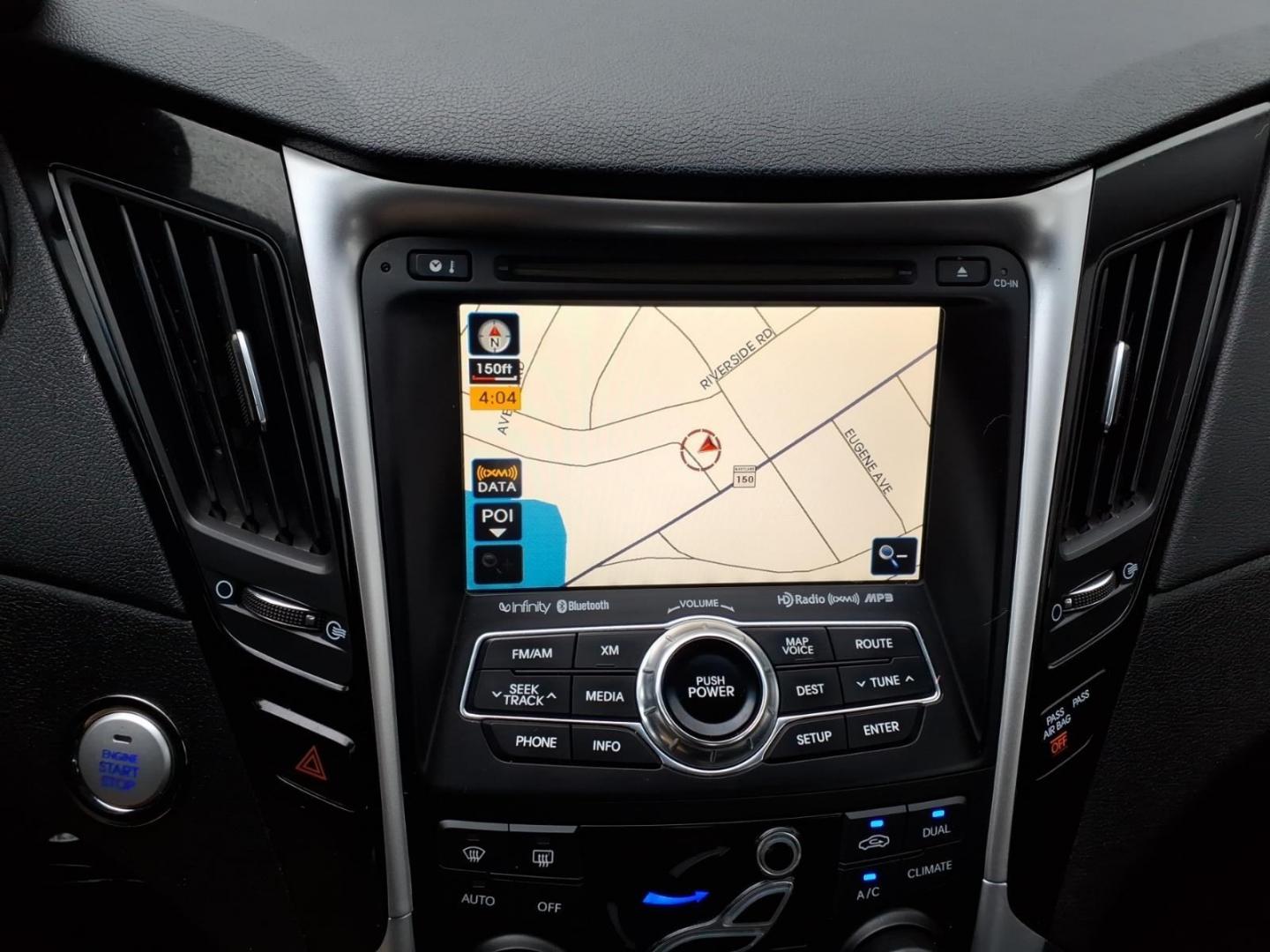 2012 White Hyundai SONATA Limited (5NPEC4AC2CH) with an 2.4L 4 Cylinder Fuel Injected engine, Automatic transmission, located at 50 Eastern Blvd., Essex, MD, 21221, (410) 686-3444, 39.304367, -76.484947- Photo#6