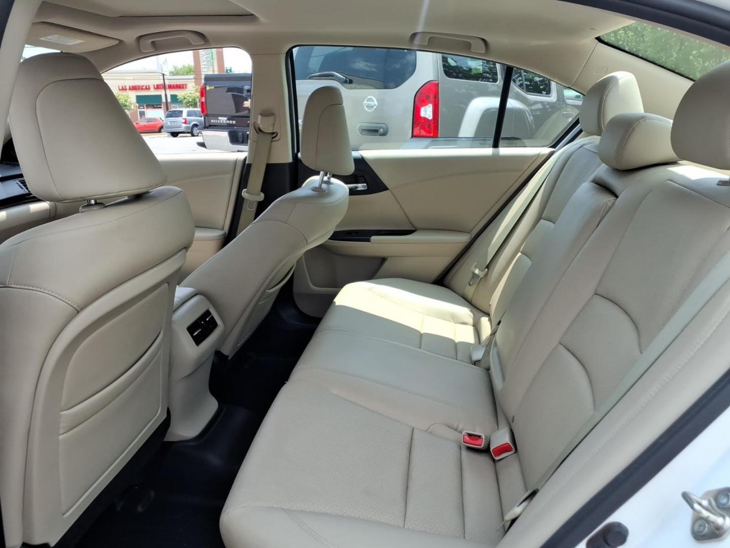 2014 White Honda Accord EX-L V6 (1HGCR3F82EA) with an 3.5L 3.5L V6 278hp 252ft. lbs. Sequential-Port F.I. engine, 6-Speed Shiftable Automatic transmission, located at 50 Eastern Blvd., Essex, MD, 21221, (410) 686-3444, 39.304367, -76.484947- Photo#11