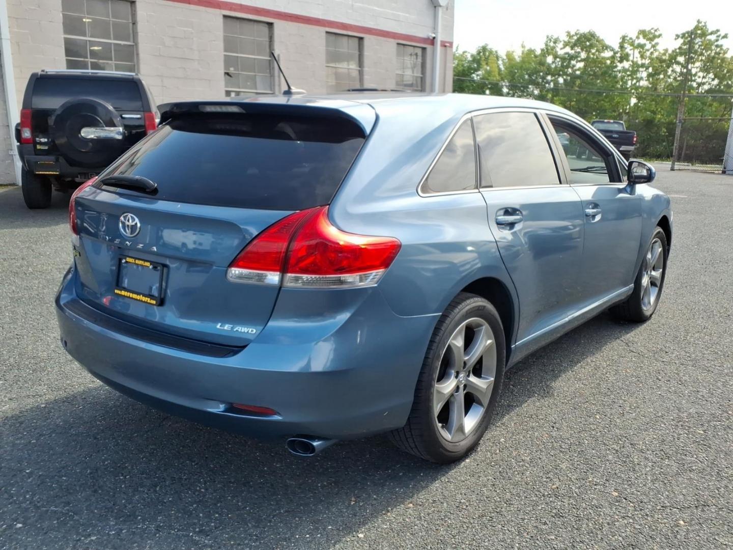 2012 Tropical Sea Metallic Toyota Venza LE (4T3BK3BB4CU) with an 3.5L 3.5L V6 268hp 246ft. lbs. Fuel Injected engine, 6-Speed Shiftable Automatic transmission, located at 50 Eastern Blvd., Essex, MD, 21221, (410) 686-3444, 39.304367, -76.484947- Photo#3