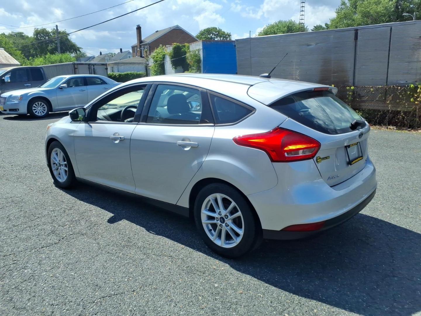 2016 Silver Ford Focus SE (1FADP3K25GL) with an 2.0L 4 Cylinder Fuel Injected engine, Manual transmission, located at 50 Eastern Blvd., Essex, MD, 21221, (410) 686-3444, 39.304367, -76.484947- Photo#2