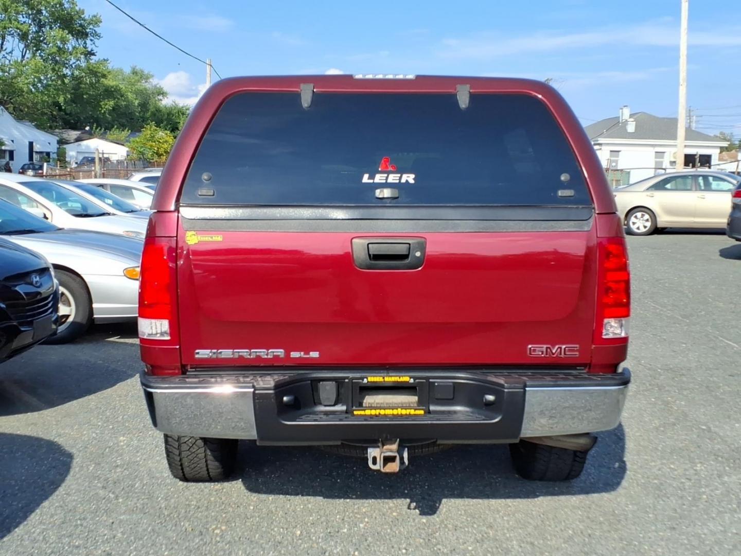 2013 Sonoma Red Metallic GMC Sierra 1500 SLE (3GTP1VE03DG) with an 5.3L 8 Cylinder Sequential-Port F.I. engine, Automatic transmission, located at 50 Eastern Blvd., Essex, MD, 21221, (410) 686-3444, 39.304367, -76.484947- Photo#3