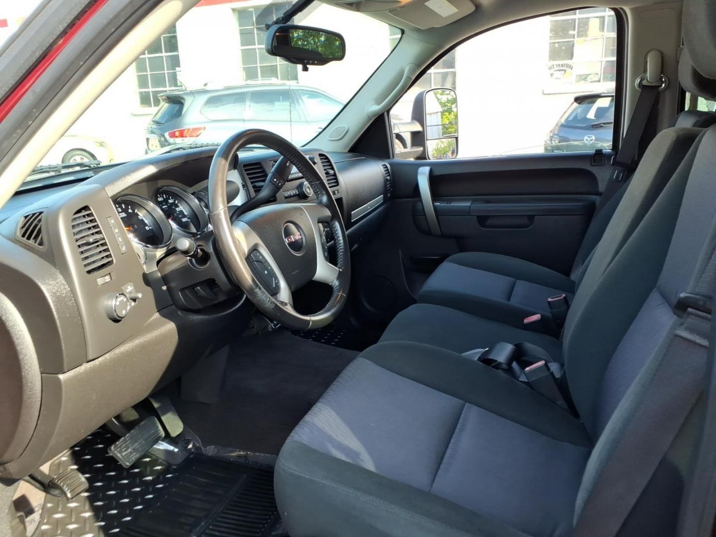 2013 Sonoma Red Metallic GMC Sierra 1500 SLE (3GTP1VE03DG) with an 5.3L 8 Cylinder Sequential-Port F.I. engine, Automatic transmission, located at 50 Eastern Blvd., Essex, MD, 21221, (410) 686-3444, 39.304367, -76.484947- Photo#7