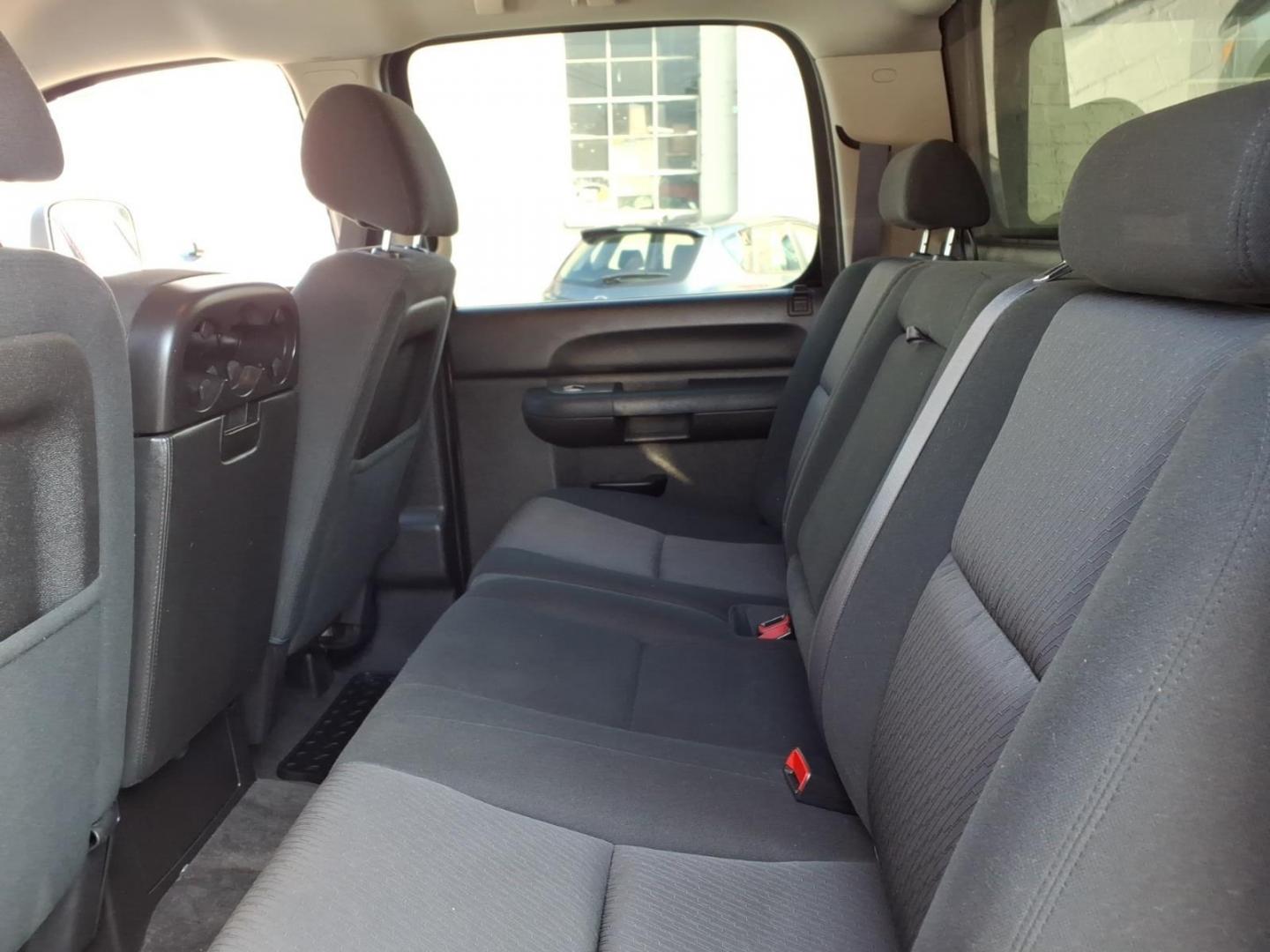 2013 Sonoma Red Metallic GMC Sierra 1500 SLE (3GTP1VE03DG) with an 5.3L 8 Cylinder Sequential-Port F.I. engine, Automatic transmission, located at 50 Eastern Blvd., Essex, MD, 21221, (410) 686-3444, 39.304367, -76.484947- Photo#10