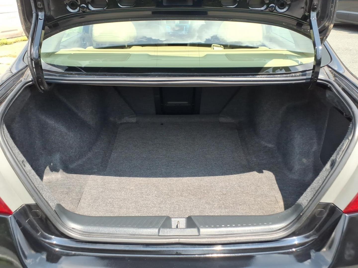 2007 Black Honda Accord EX-L (1HGCM56837A) with an 2.4L 2.4L inline 4 double overhead camshaft 16V Sequential-Port F.I. engine, 5-Speed Automatic transmission, located at 50 Eastern Blvd., Essex, MD, 21221, (410) 686-3444, 39.304367, -76.484947- Photo#14